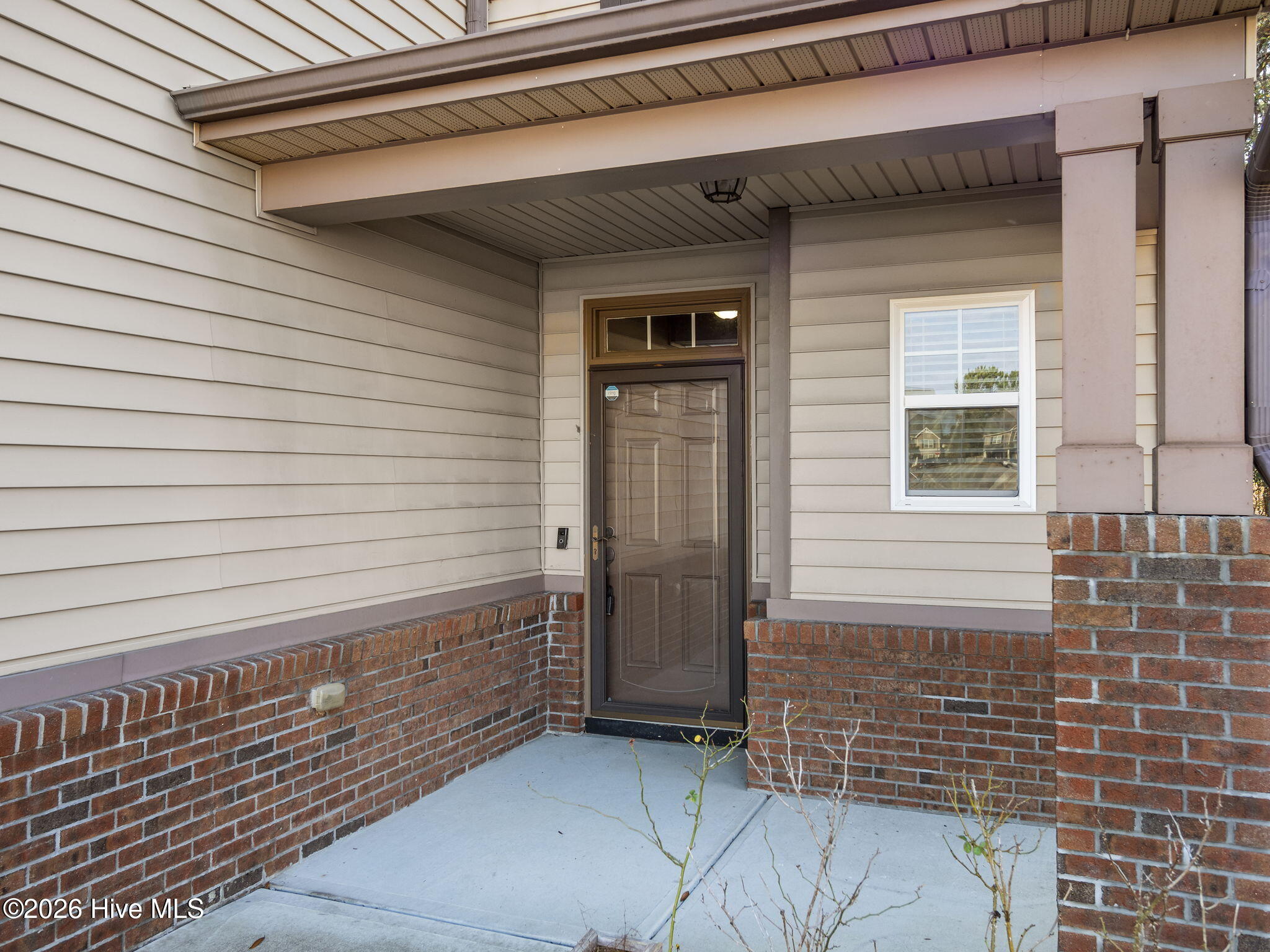 100548967 | Photo 30