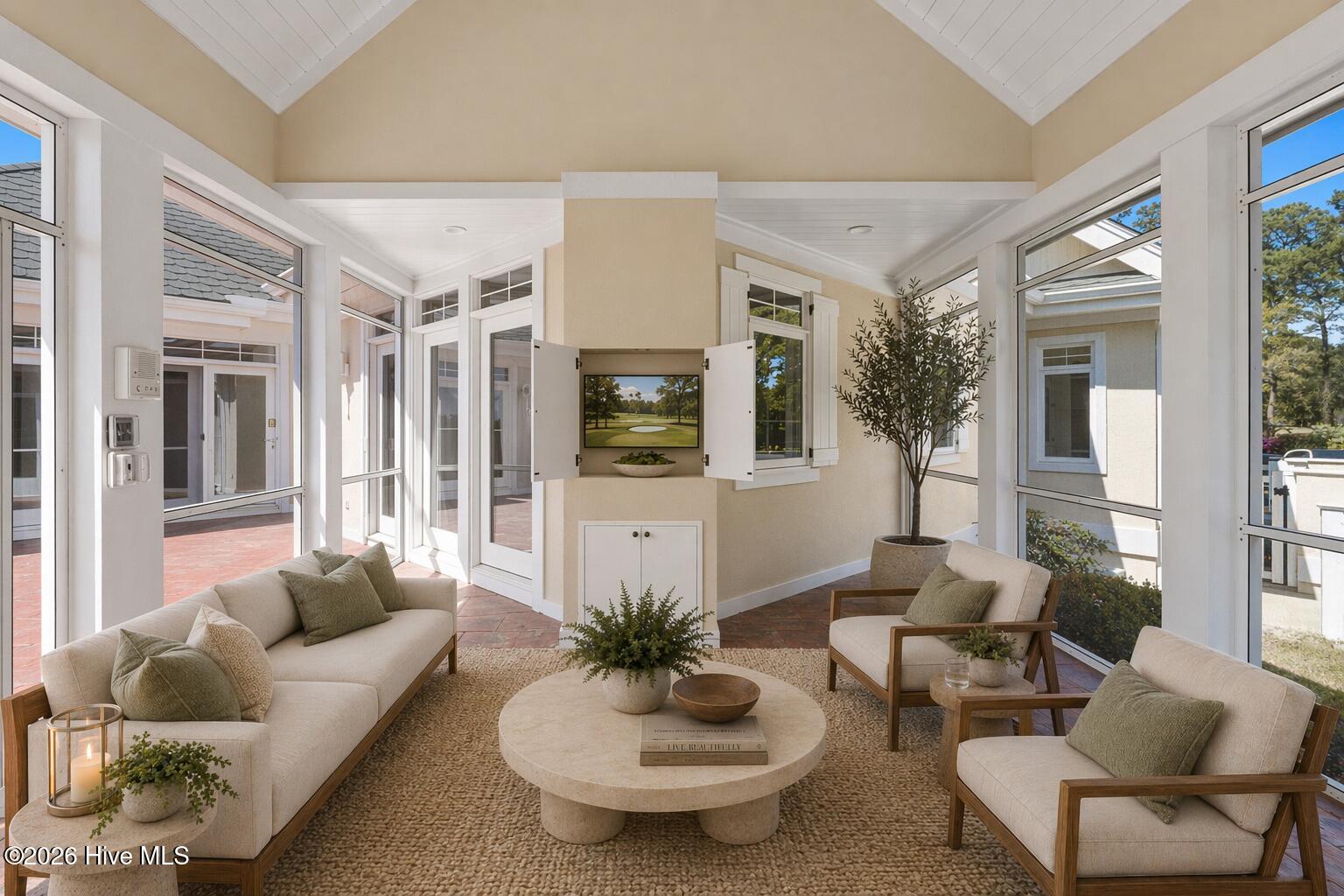 100564967 | Photo 39