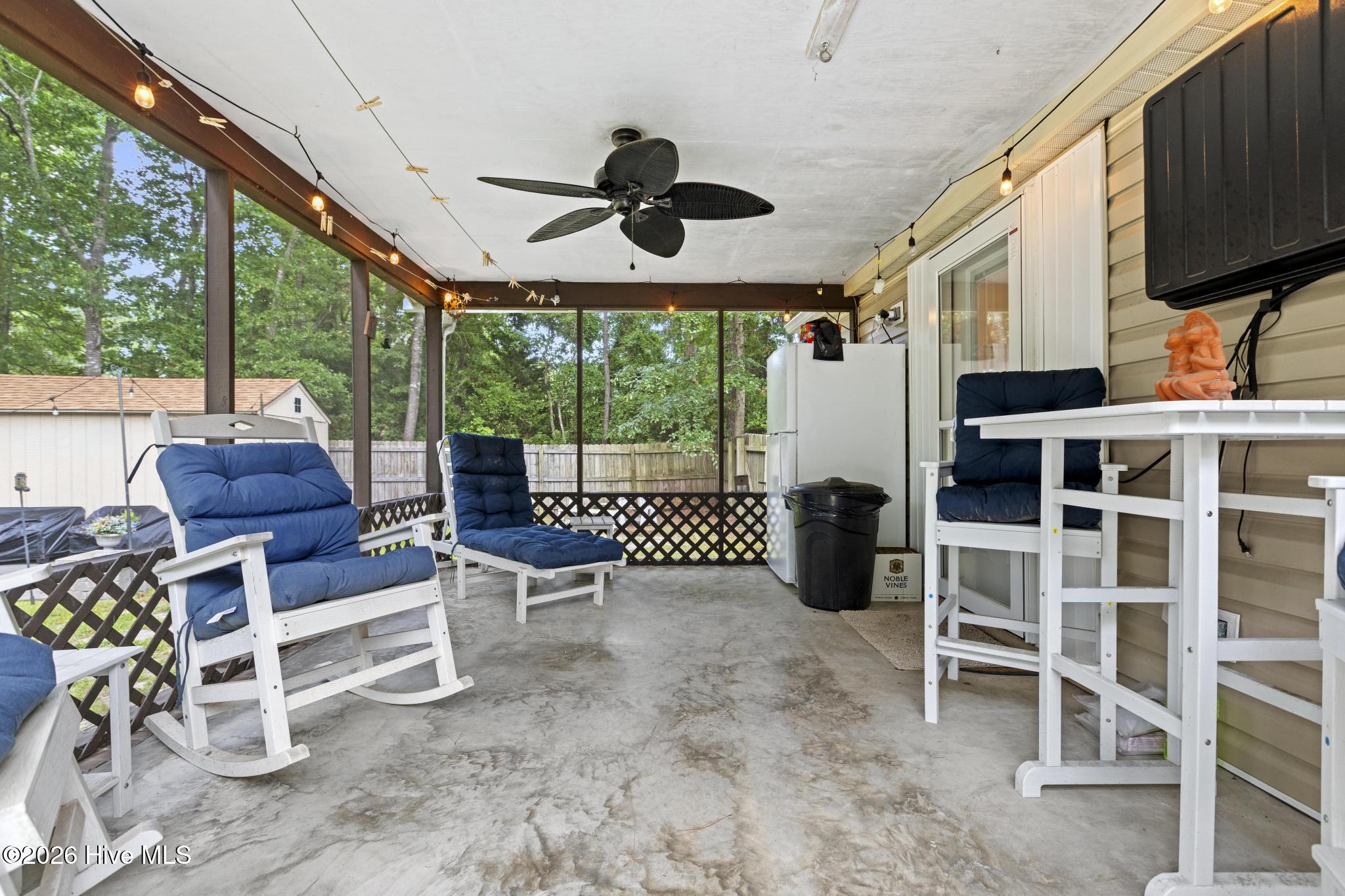408 Quailridge Court,Peletier