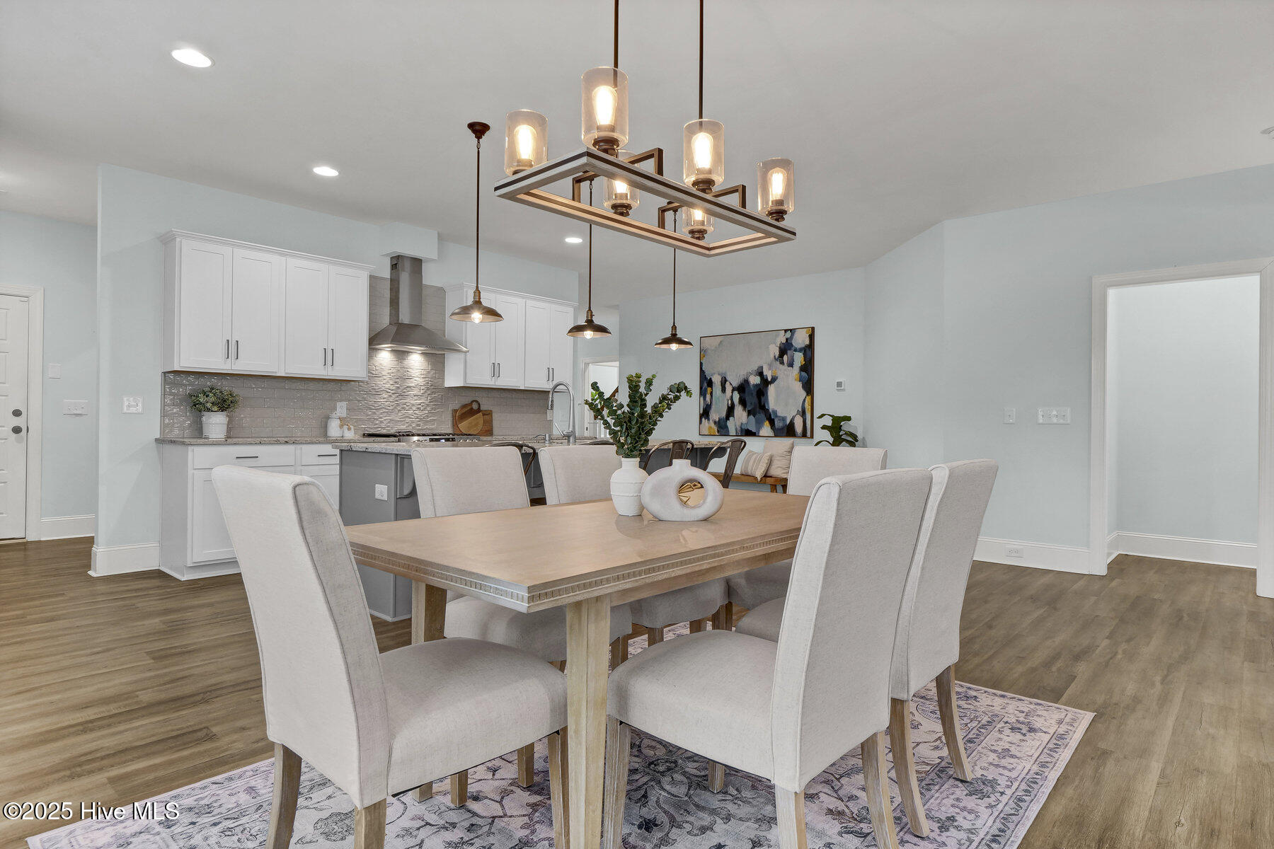 100544096 | Photo 18