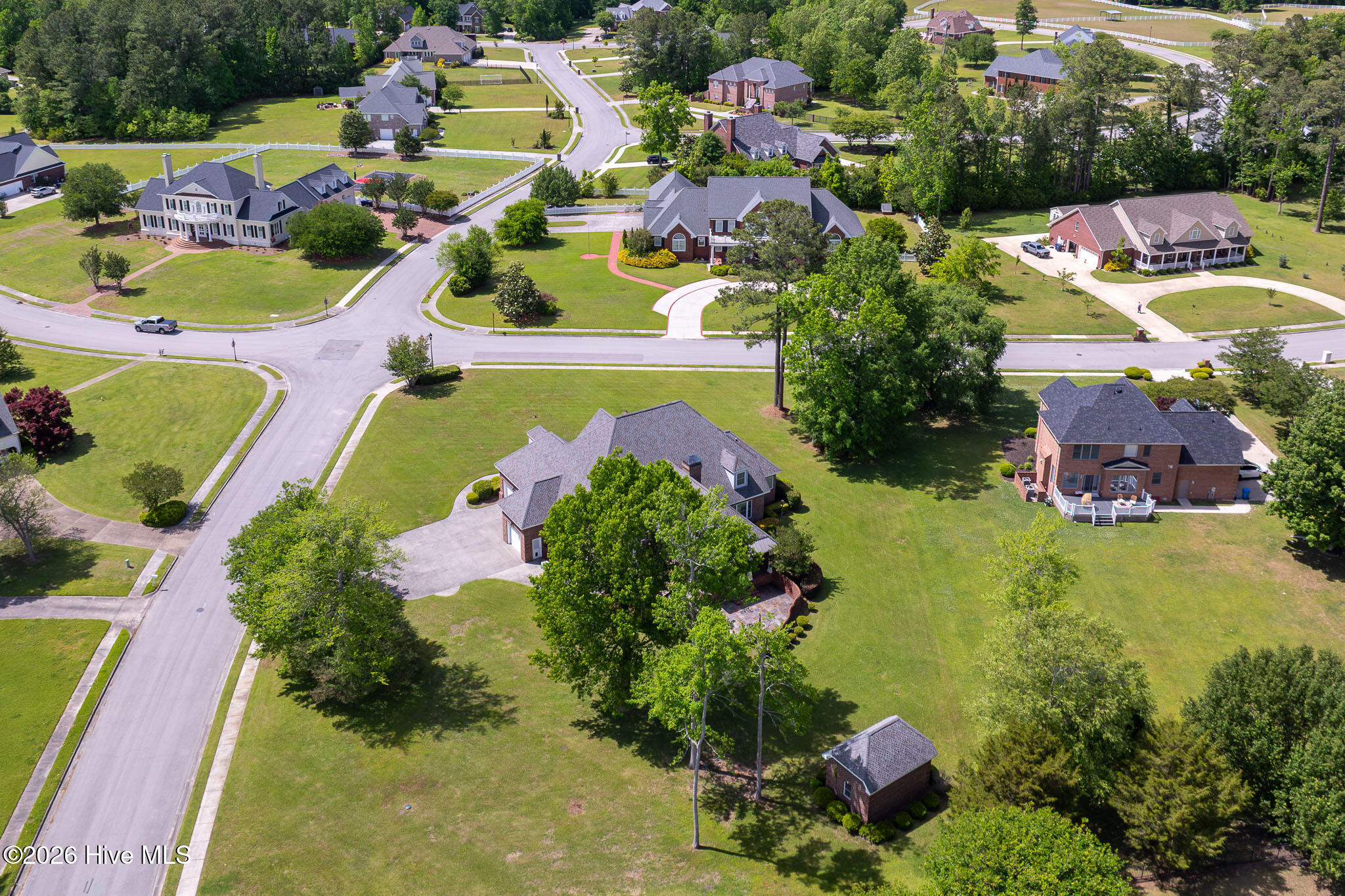 100570266 | Photo 80