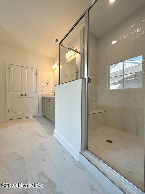 100535457 | Photo 41