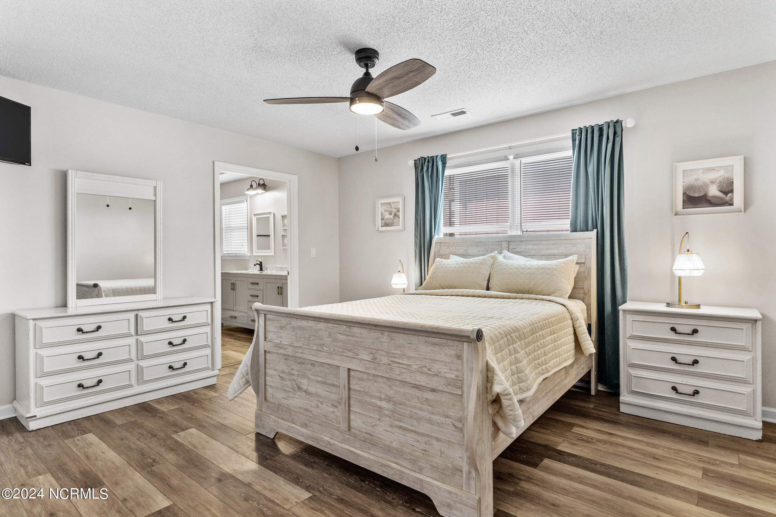 100539951 | Photo 30