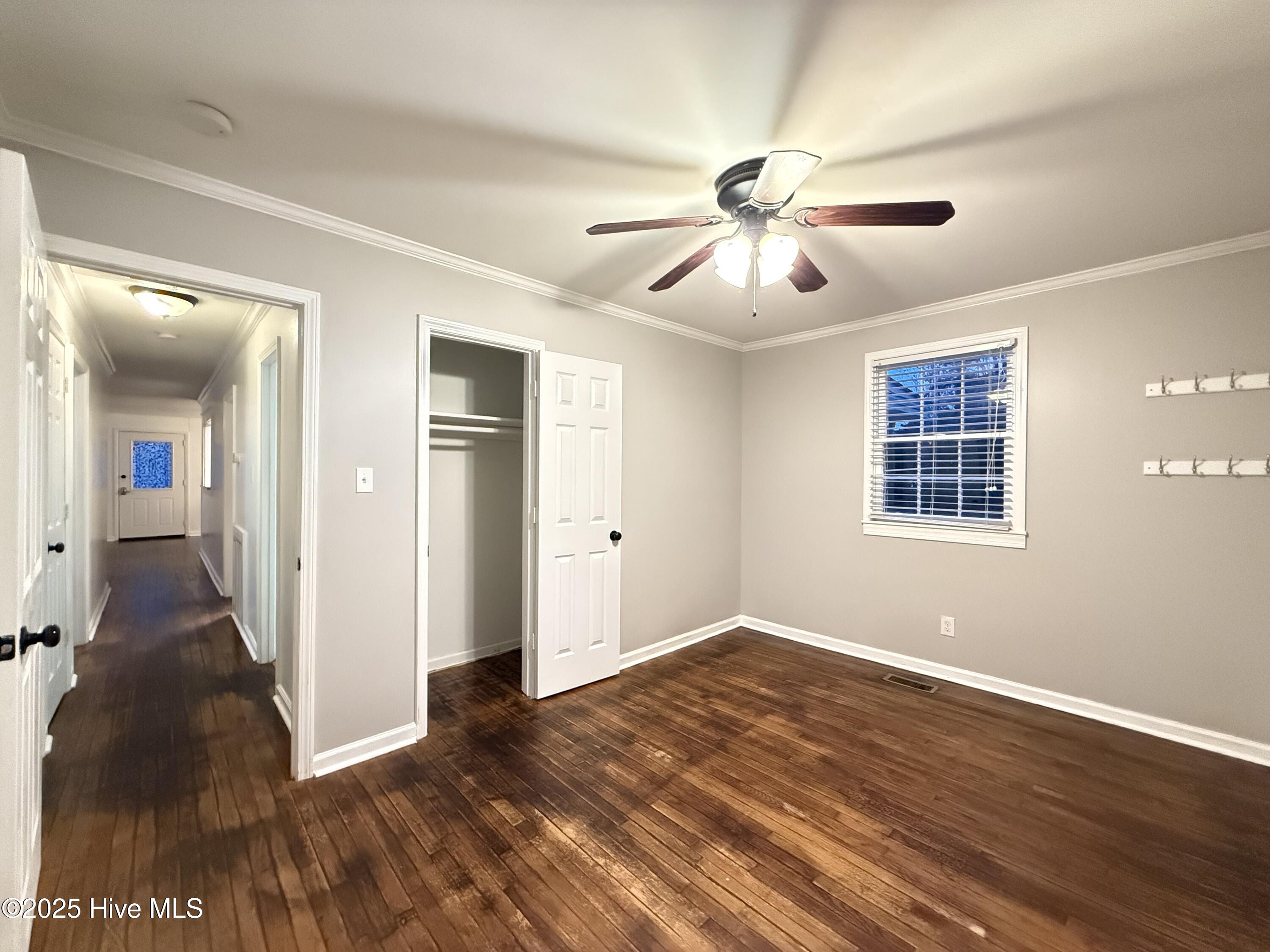 100537874 | Photo 19