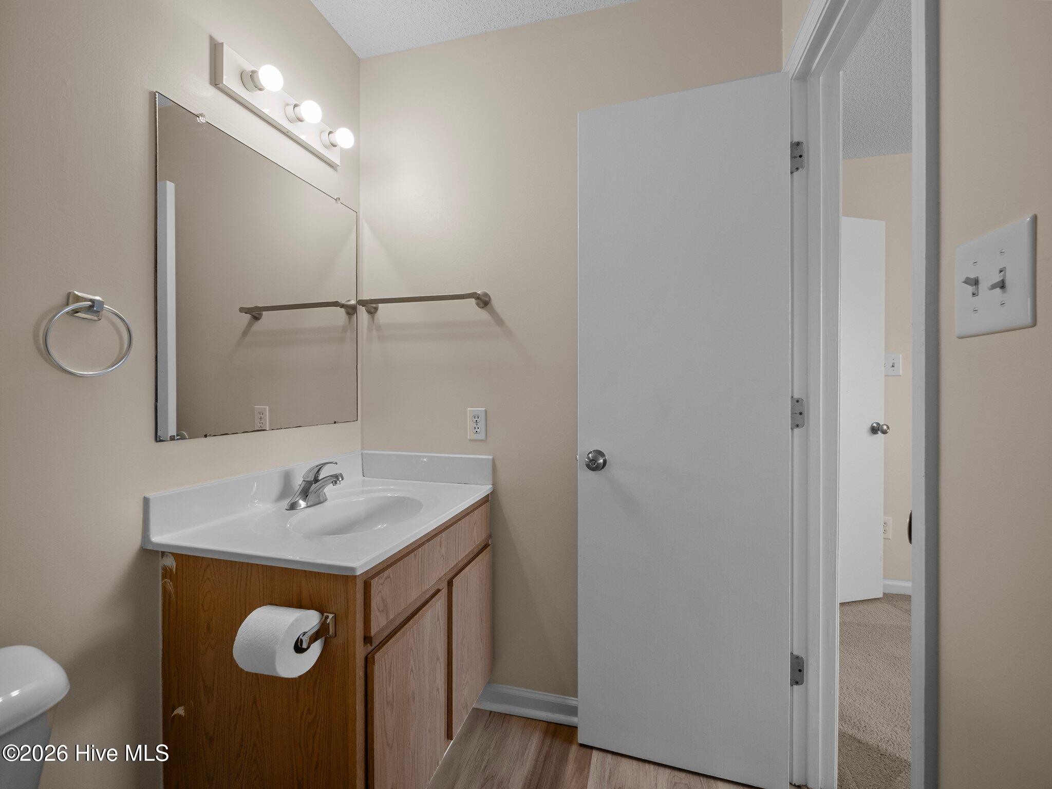 100559229 | Photo 23