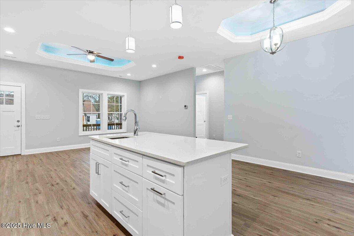 100525098 | Photo 21