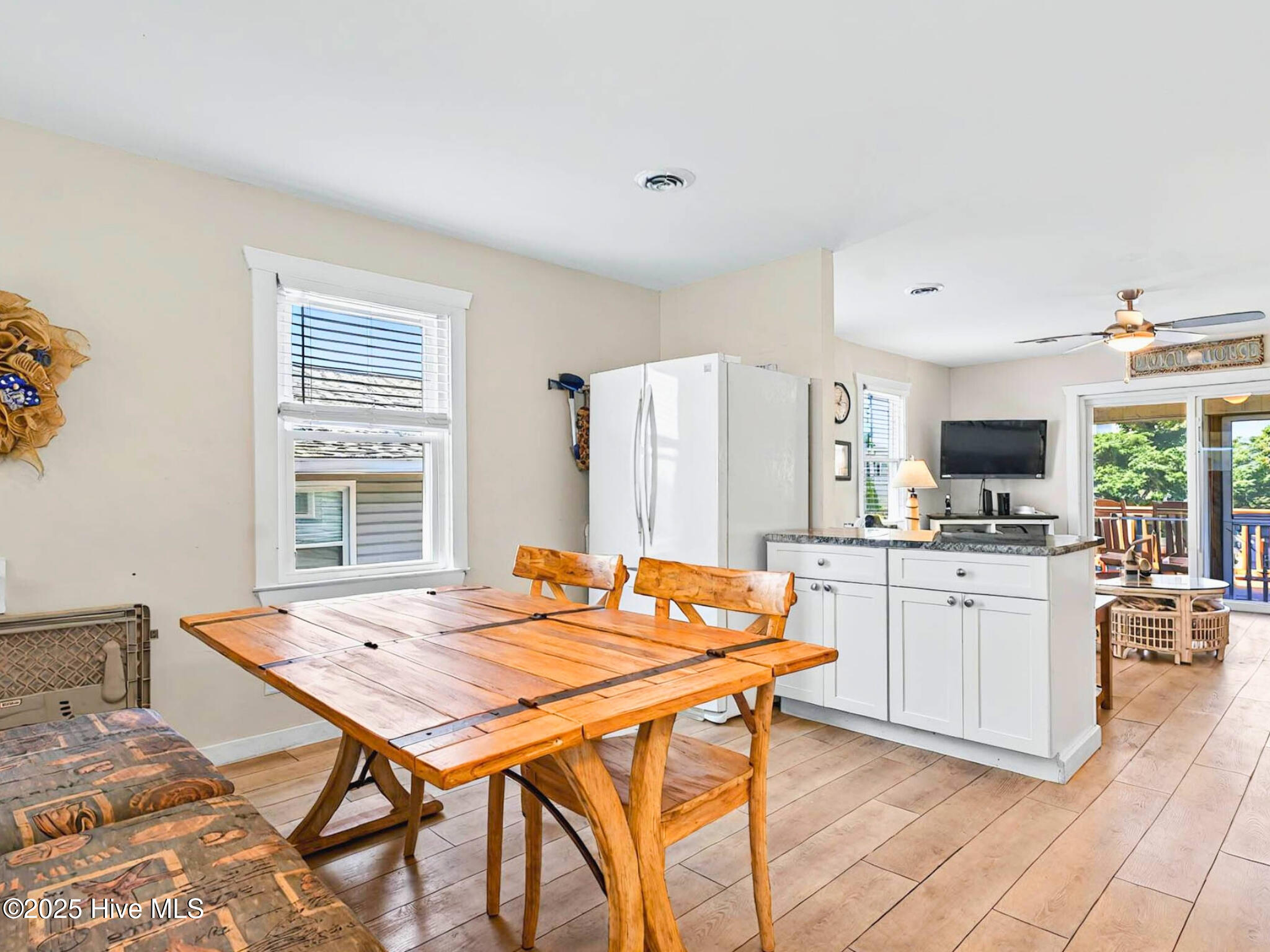 100504393 | Photo 19