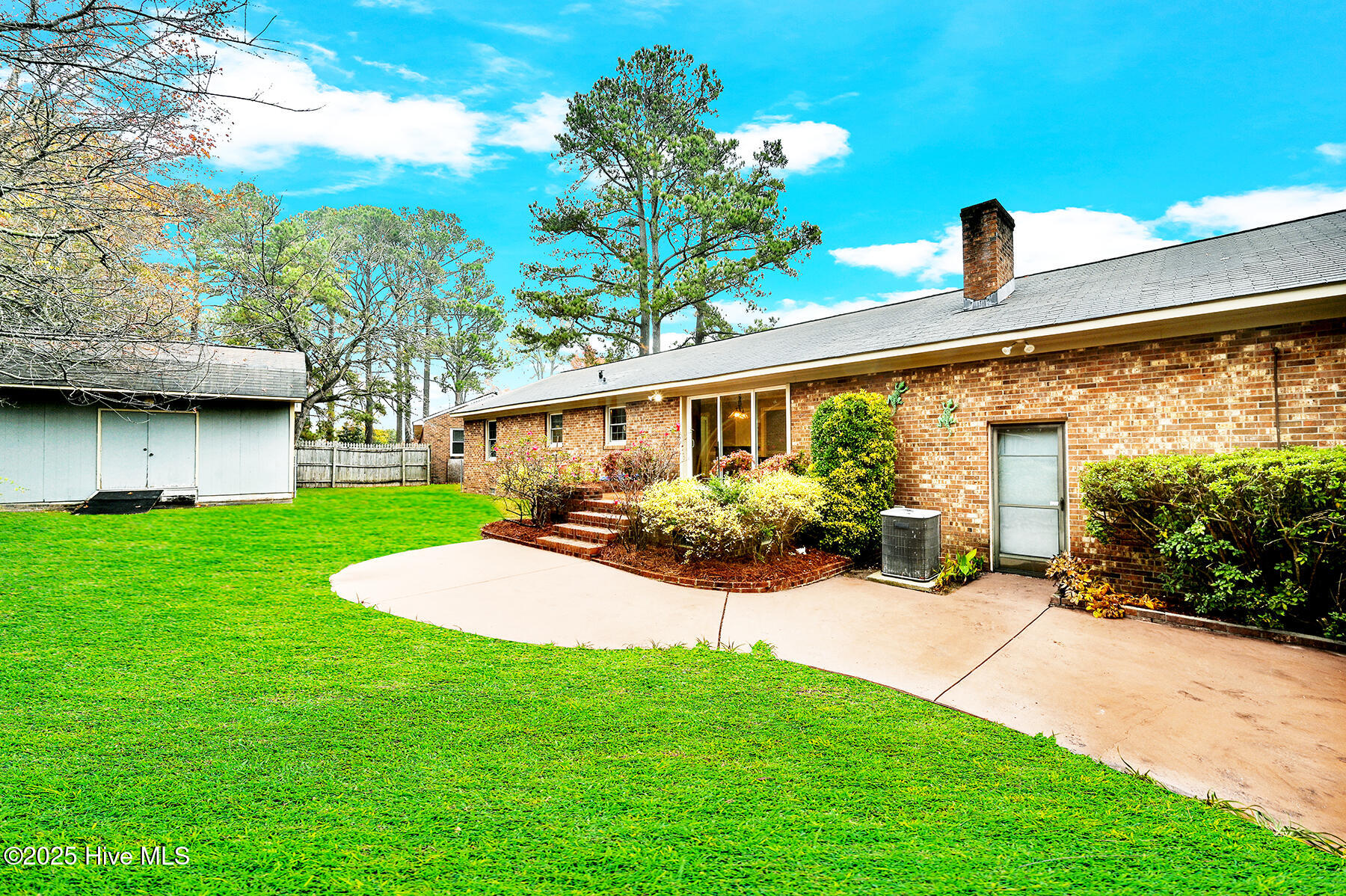 Homes for sale in Greenville, NC | 108 Wilkshire Dr, Greenville, NC 27858 | MLS# 100542620