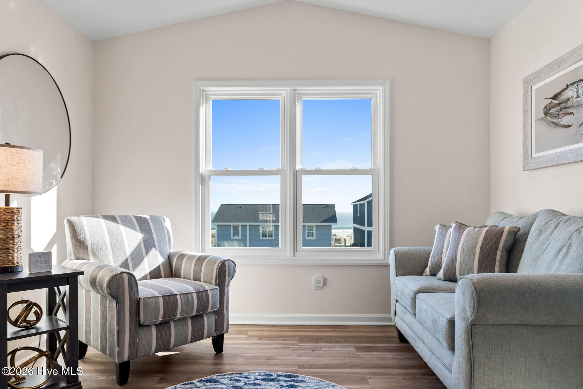 100558886 | Photo 28