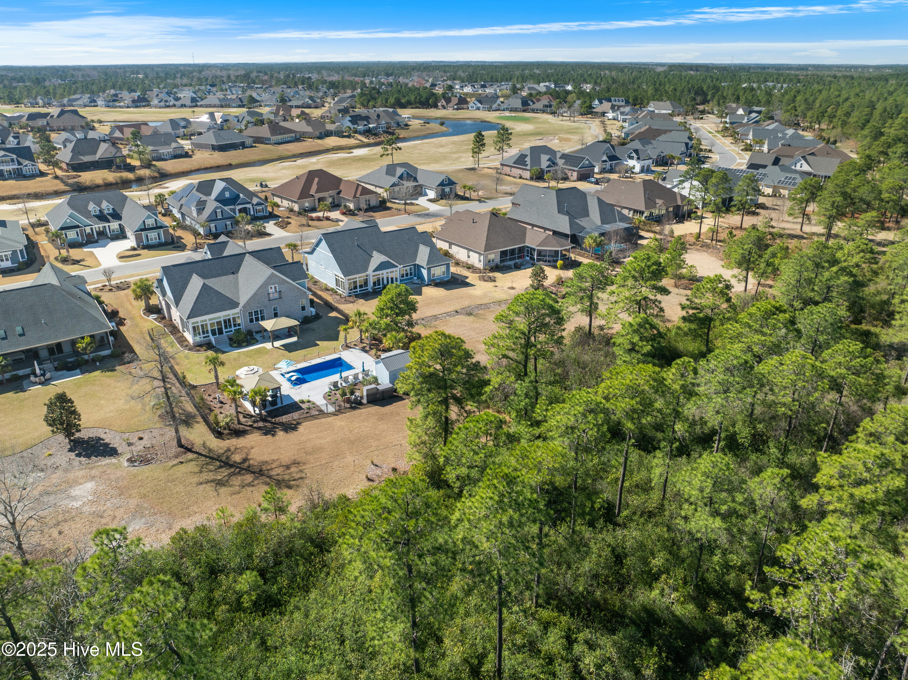 100494528 | Photo 64