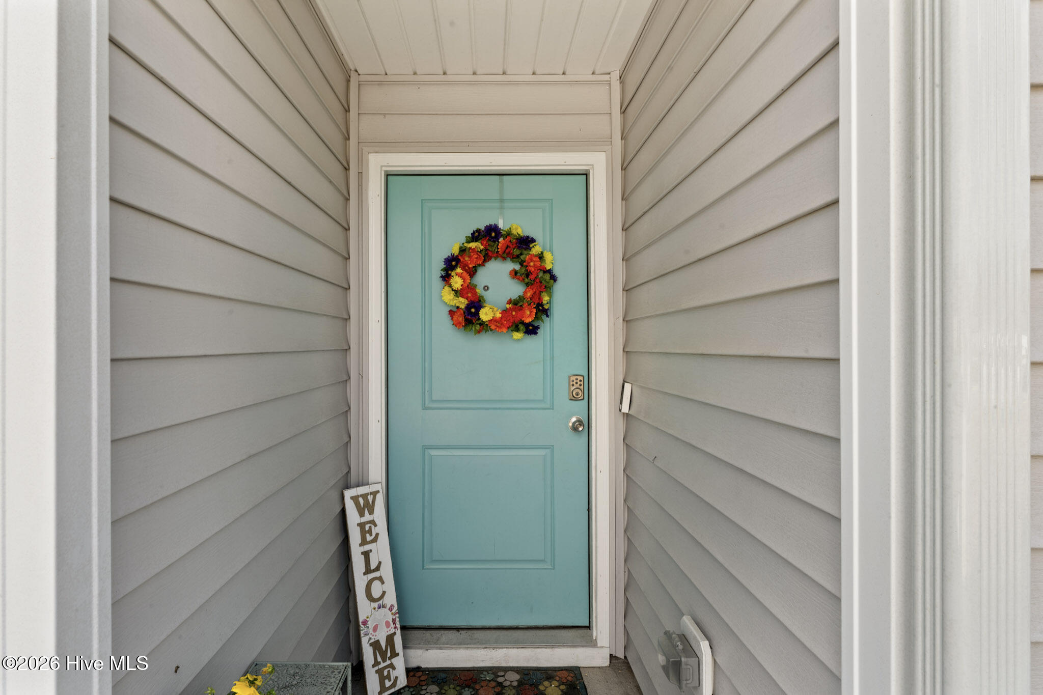 100566662 | Photo 71