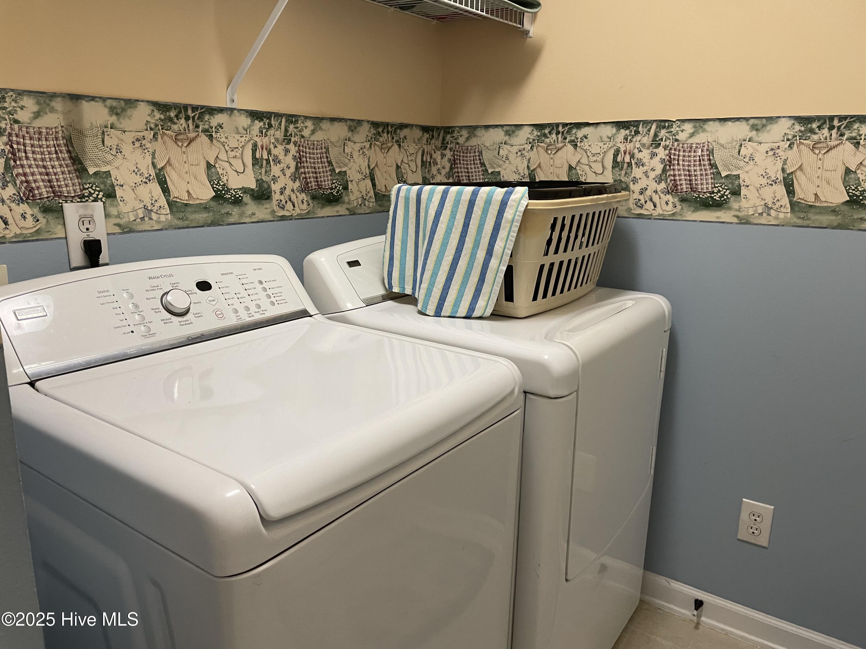 100536216 | Photo 33