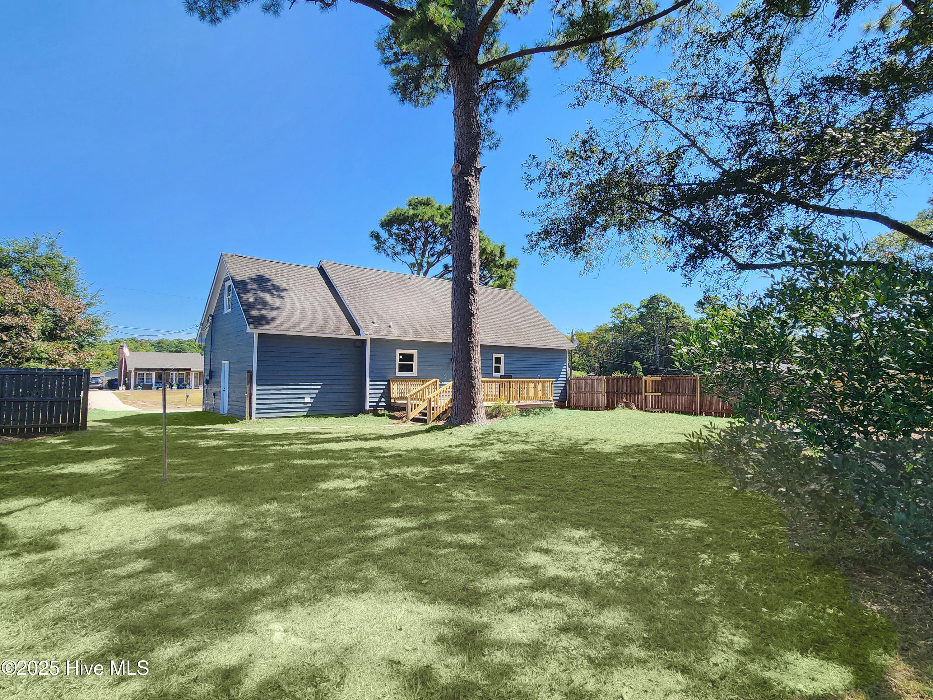 100529412 | Photo 43