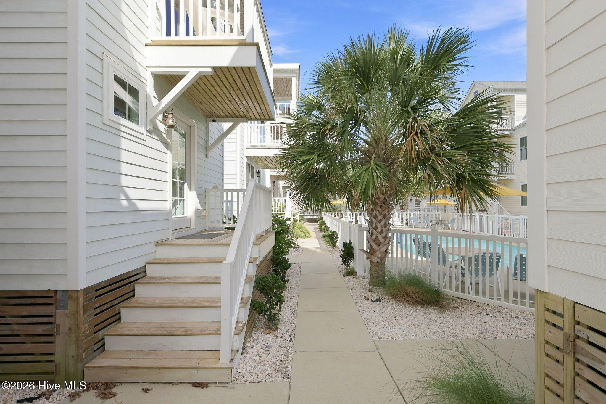 107 W Bogue Boulevard 3,Atlantic Beach