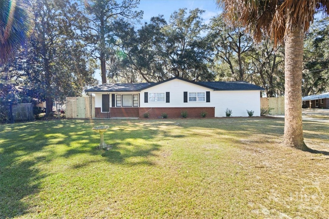 Homes for sale in Richmond Hill, GA | 35 Oak Hill Rd, Richmond Hill, GA 31324 | MLS# SA343242