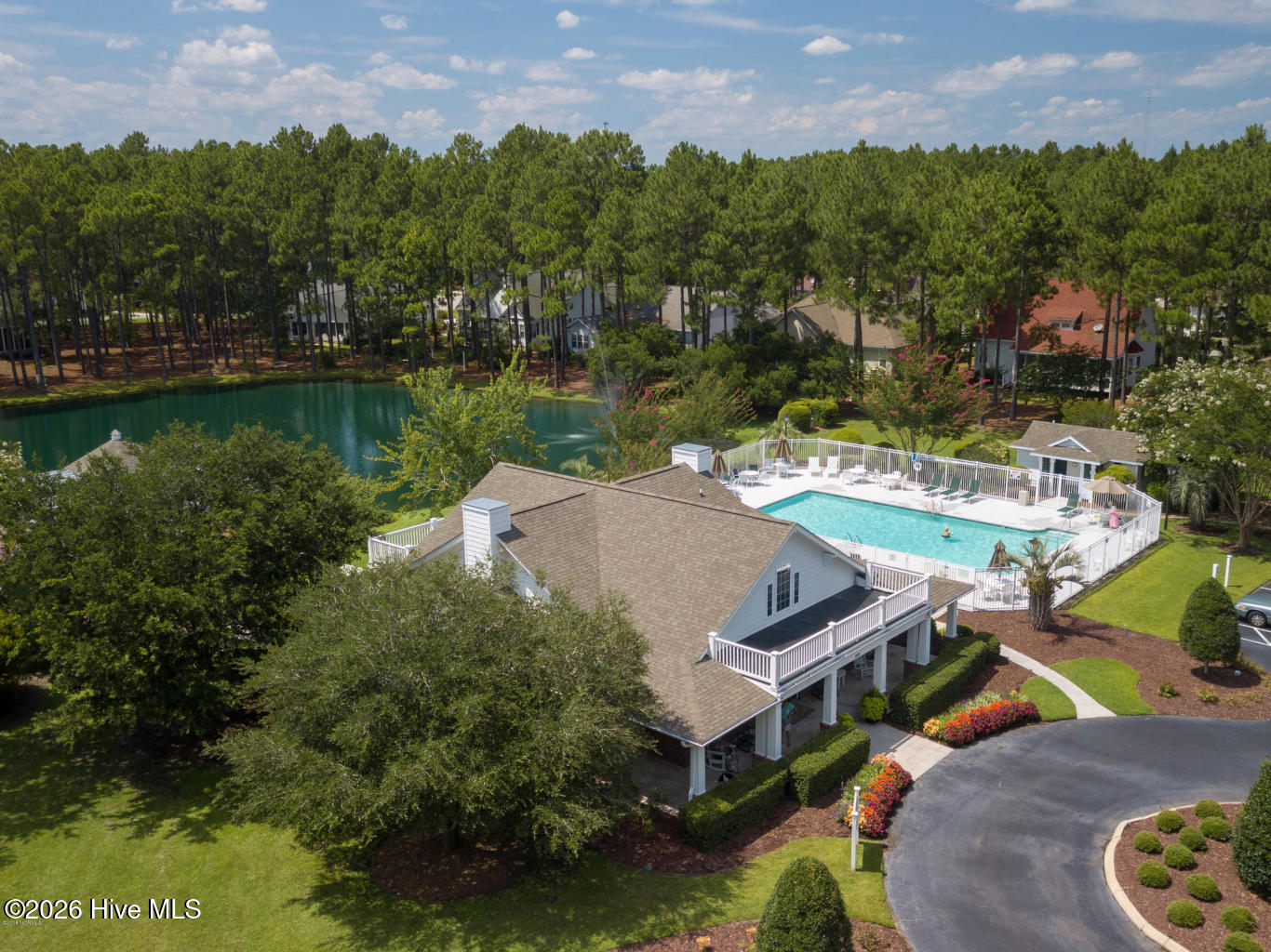 100553520 | Photo 50