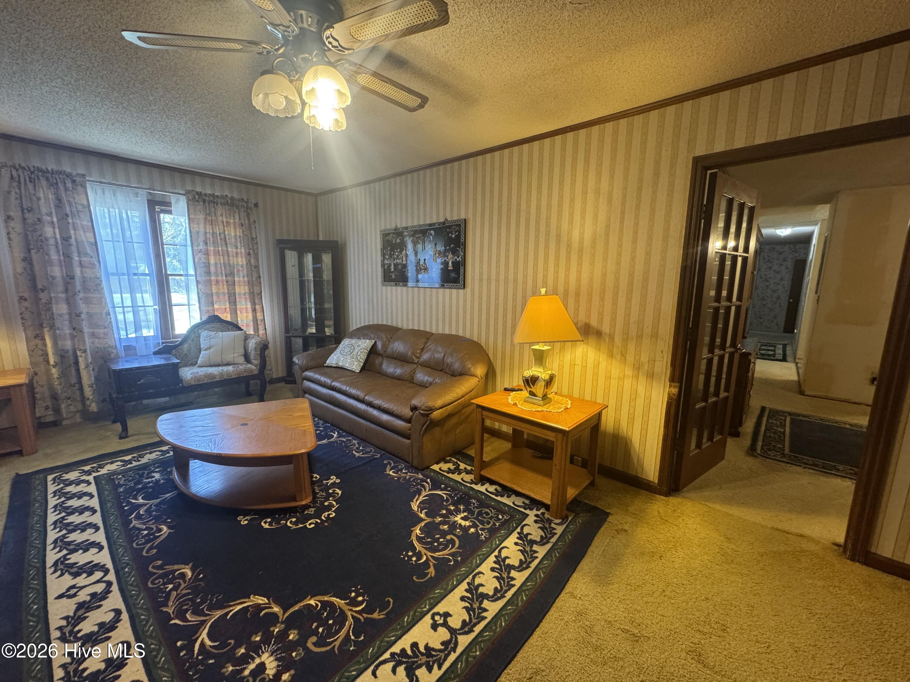 100561896 | Photo 19