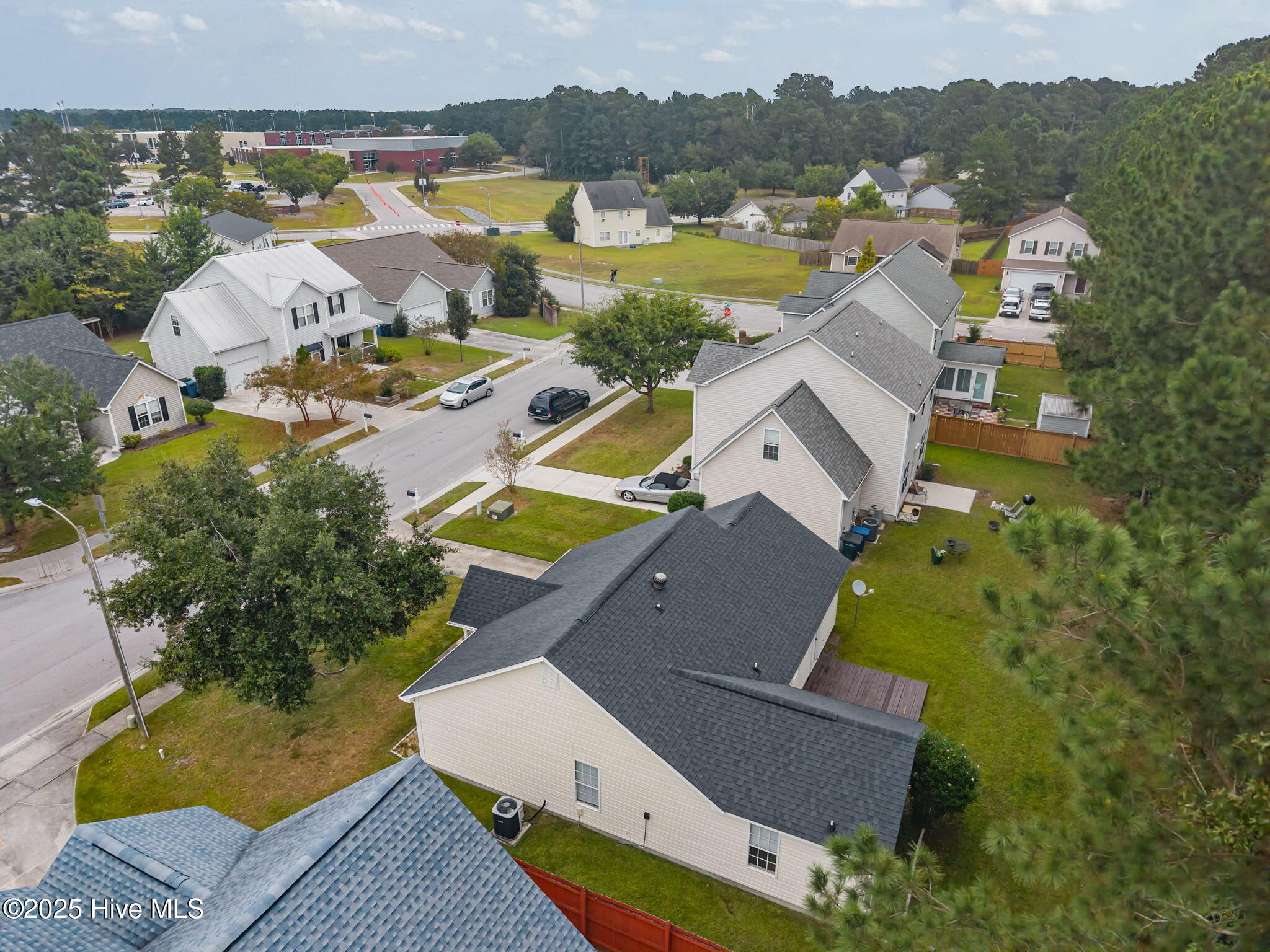 100522704 | Photo 21