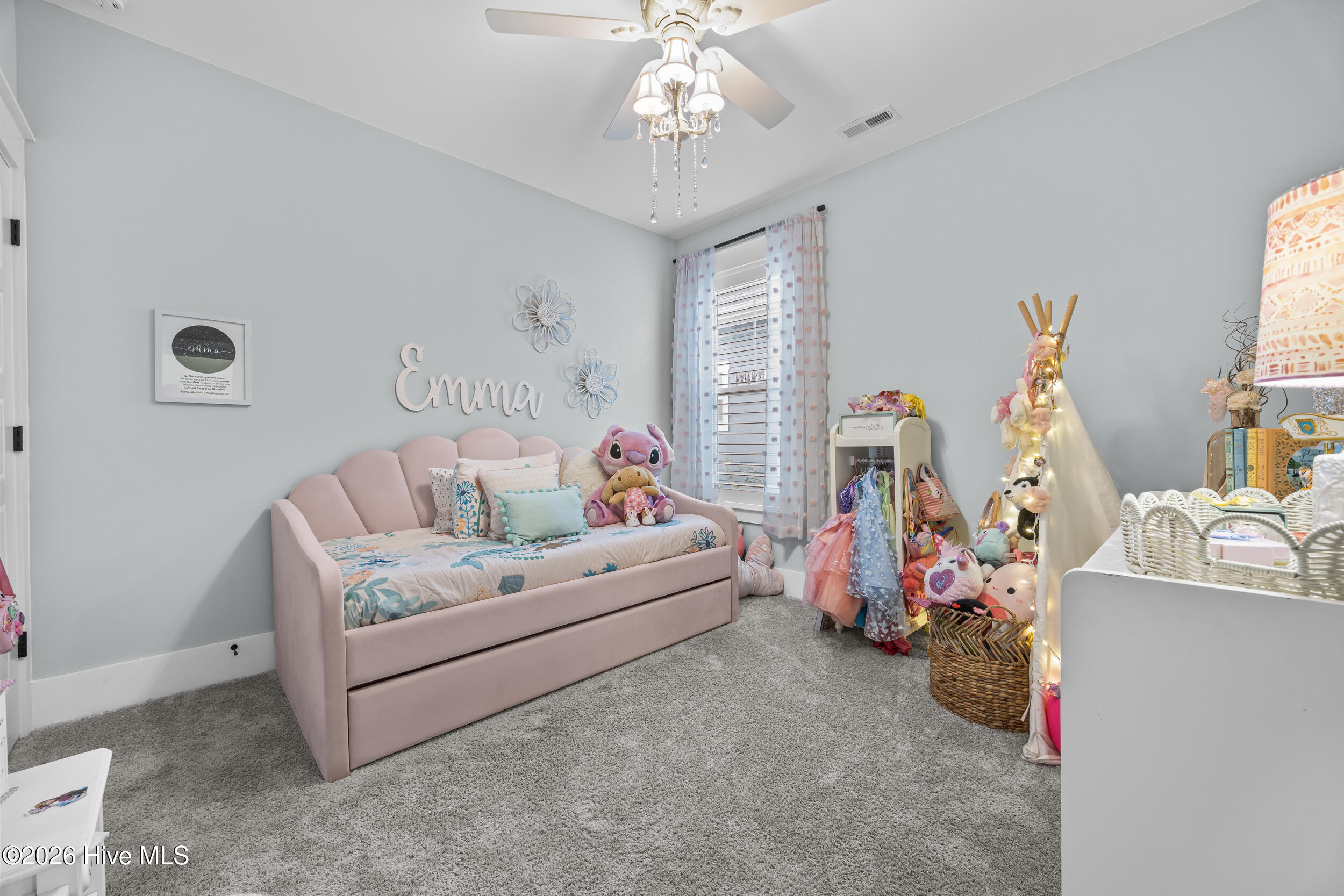 100552047 | Photo 23