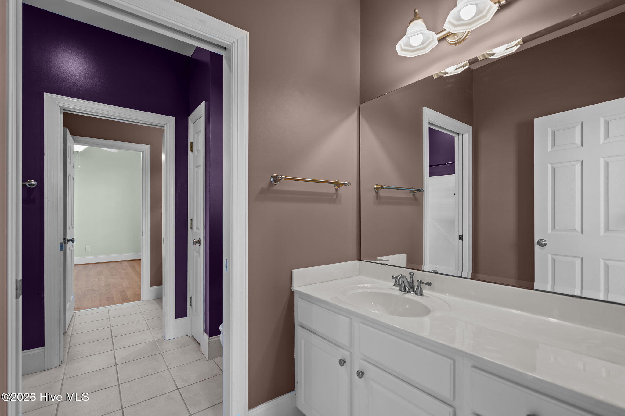 100552731 | Photo 39