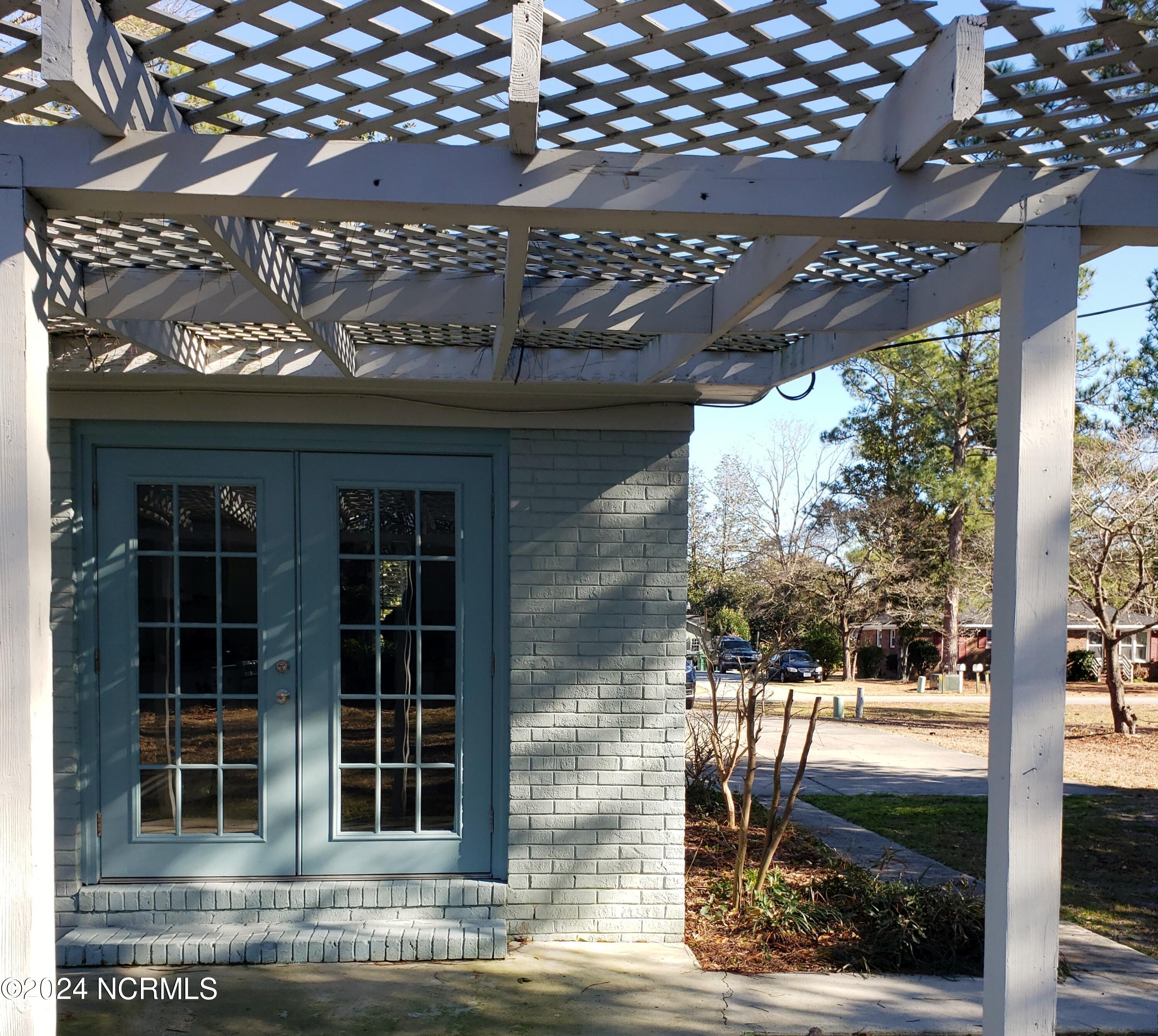 100551642 | Photo 25