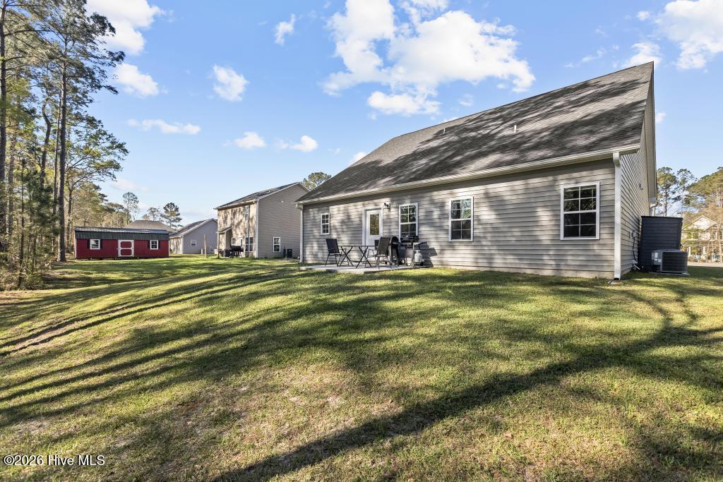 100565616 | Photo 34