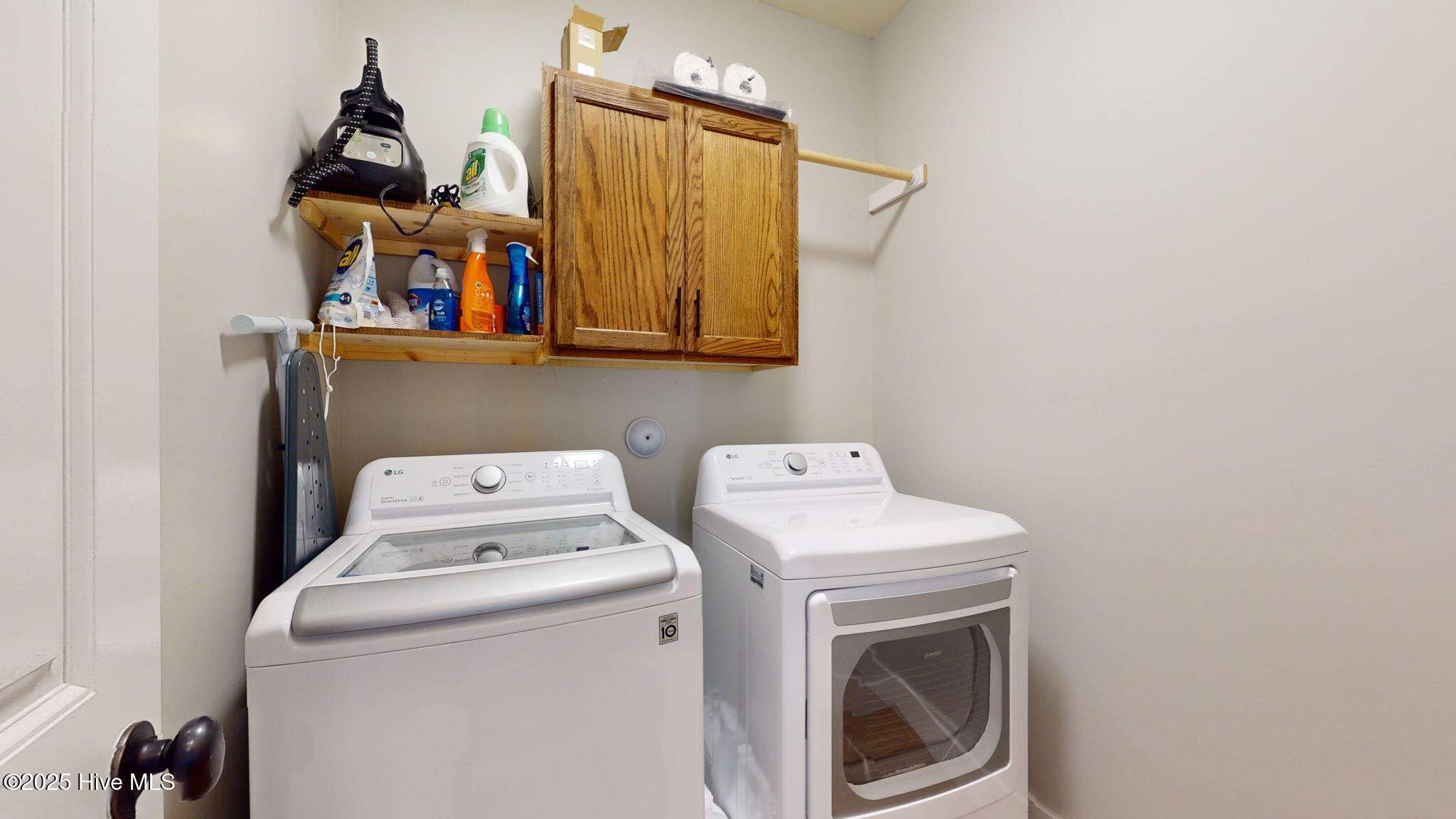 100530169 | Photo 50