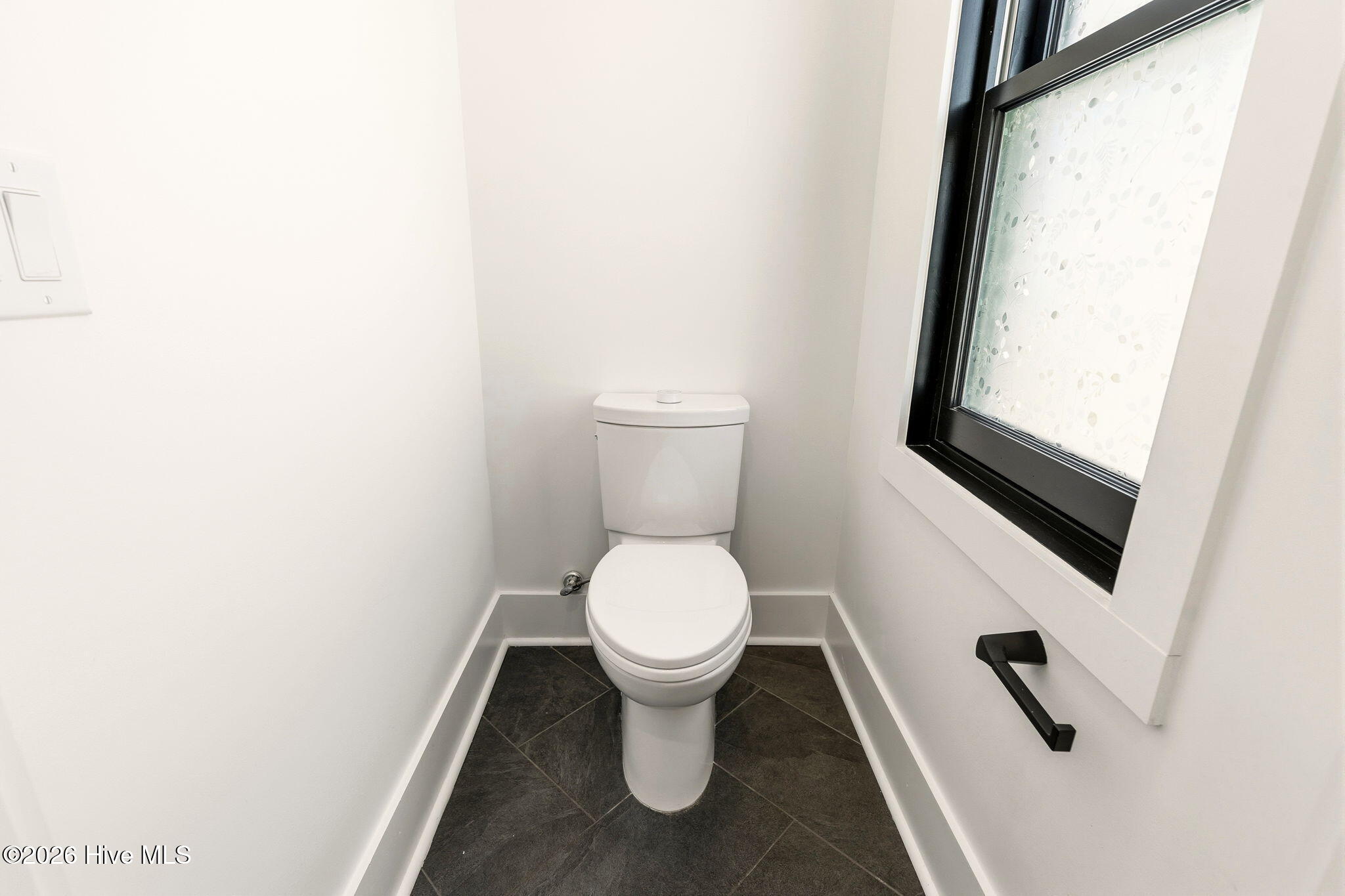 100557252 | Photo 51