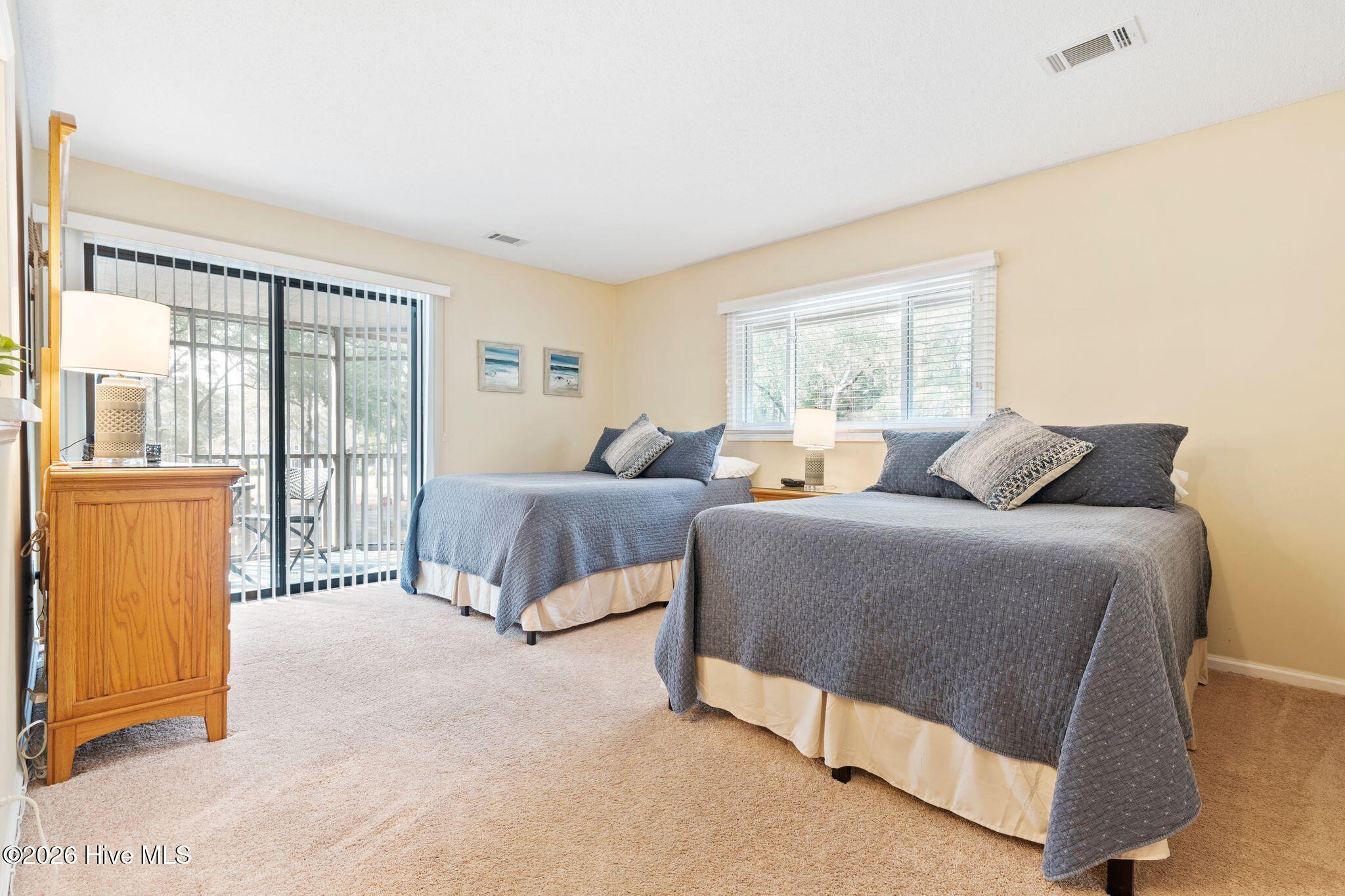 100552721 | Photo 10