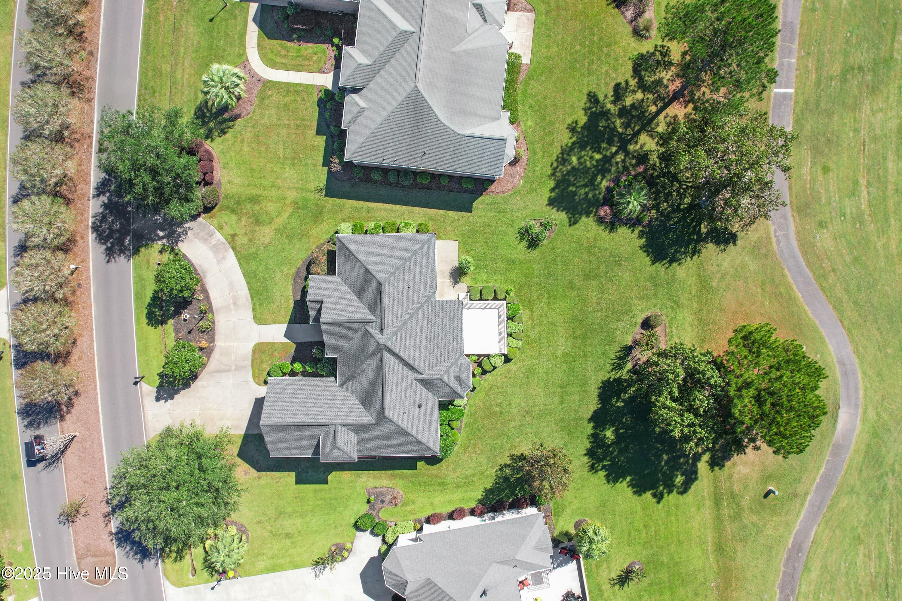 100548441 | Photo 66