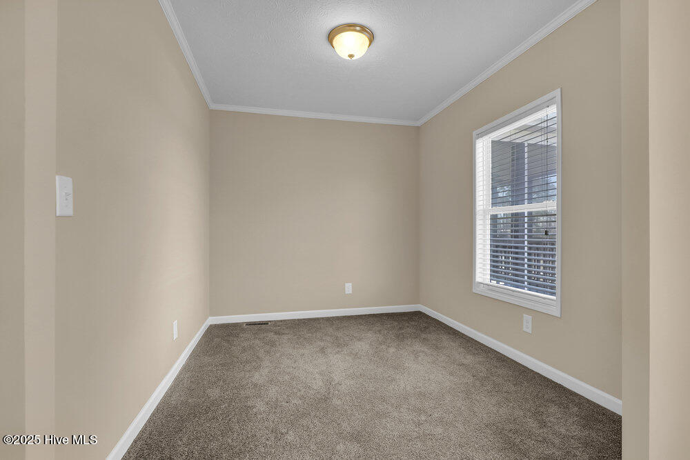 100493955 | Photo 19