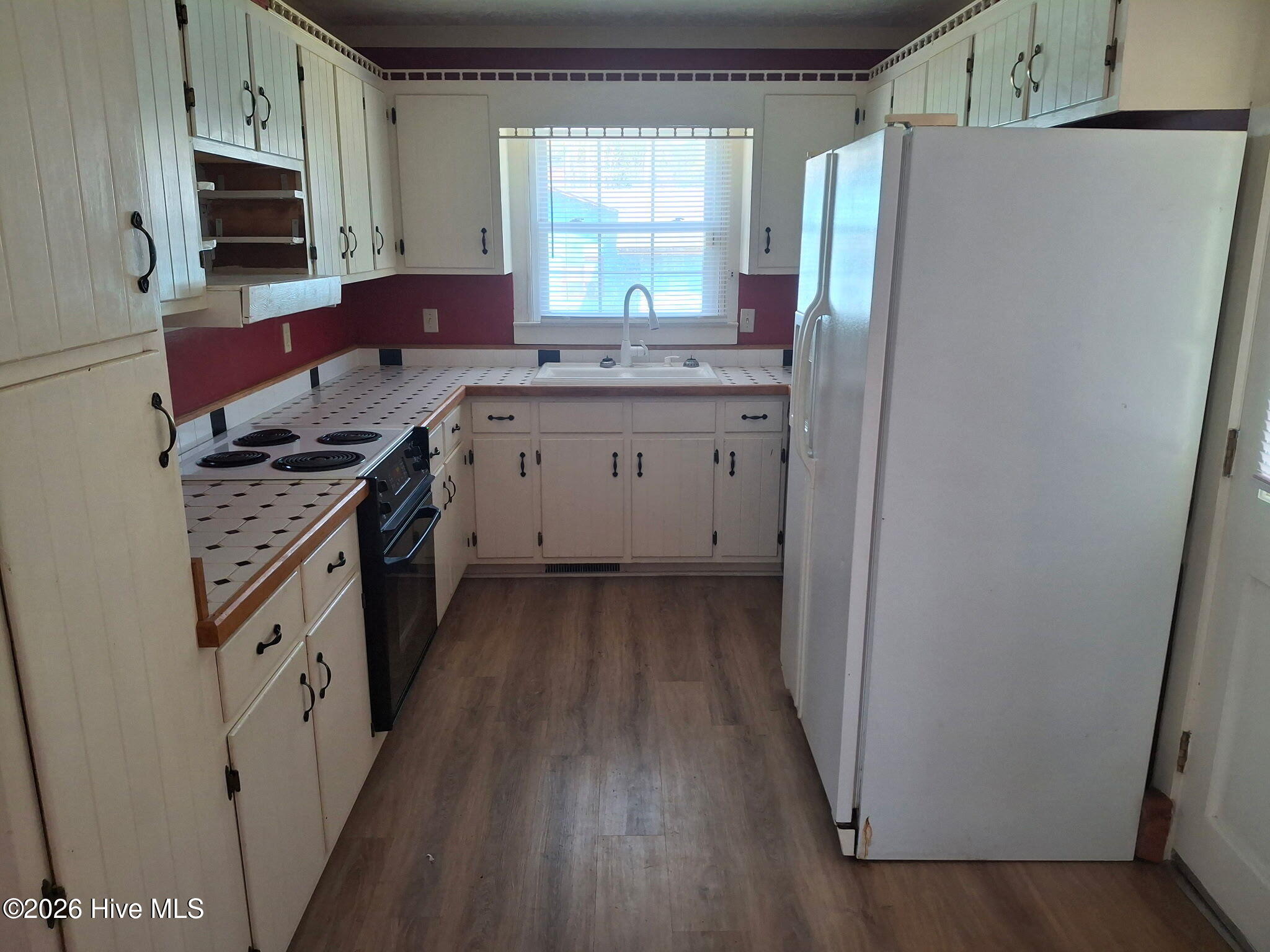 100559129 | Photo 10