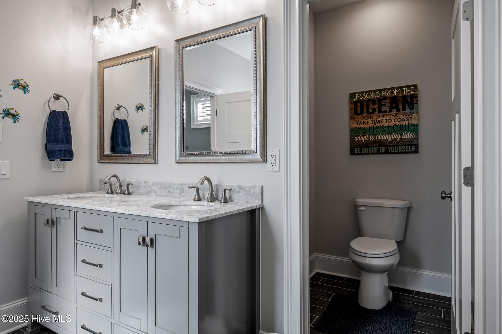 100526725 | Photo 23