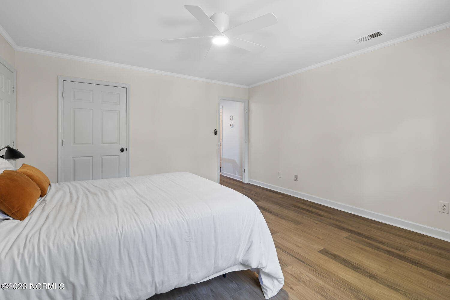 100544428 | Photo 30