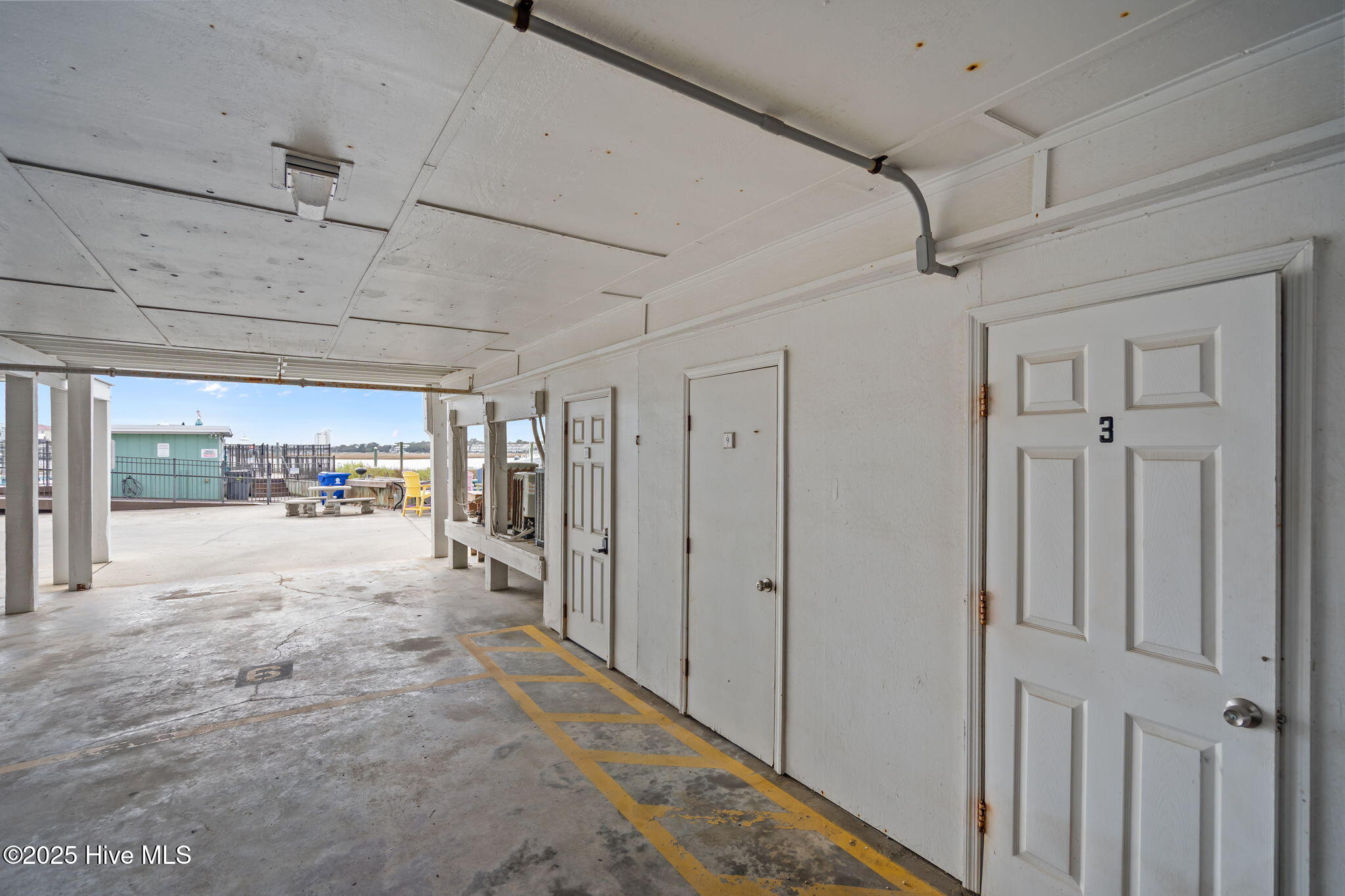 111 Florida Avenue UNIT Apt 3, Carolina Beach, NC, 28428