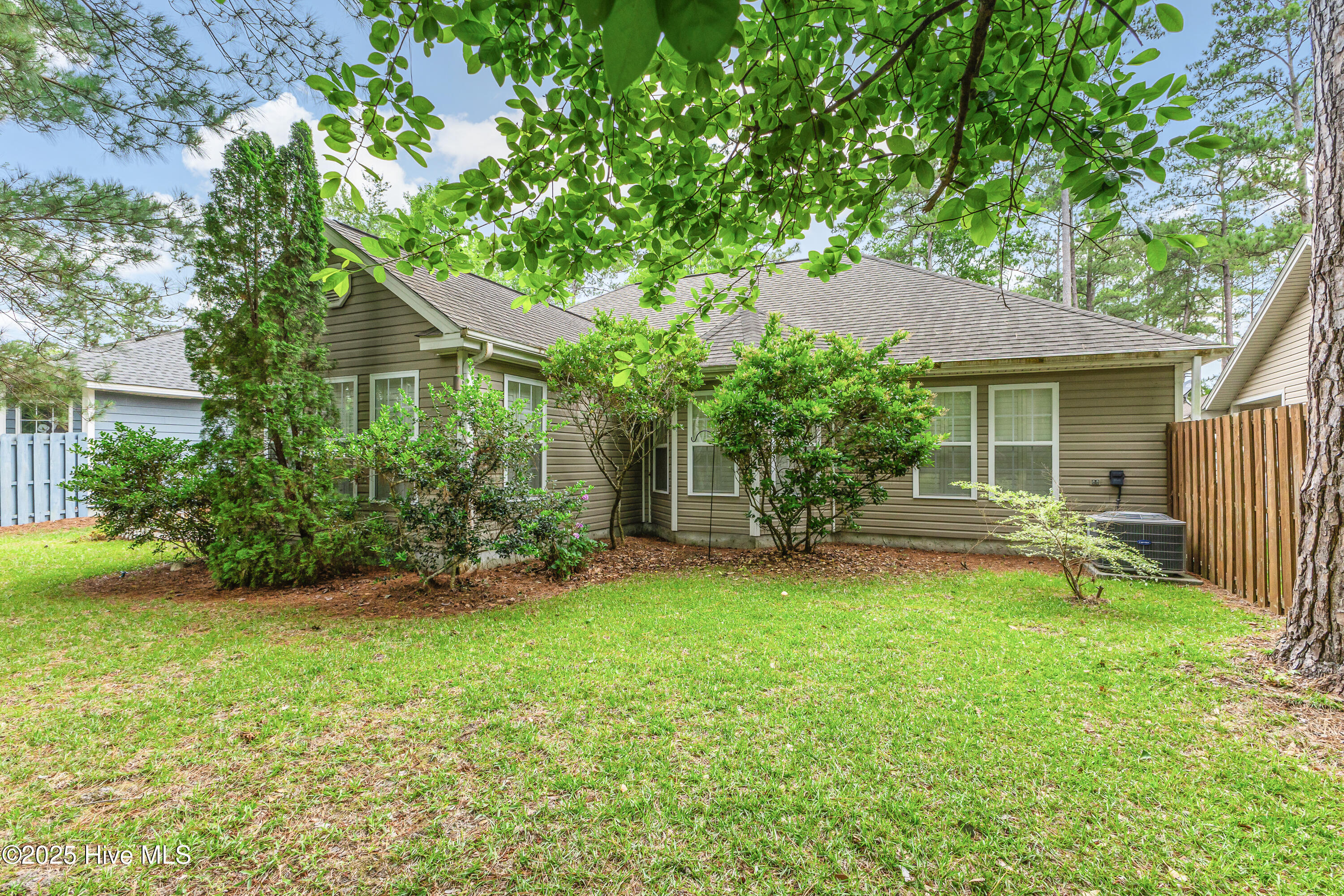 100512828 | Photo 31