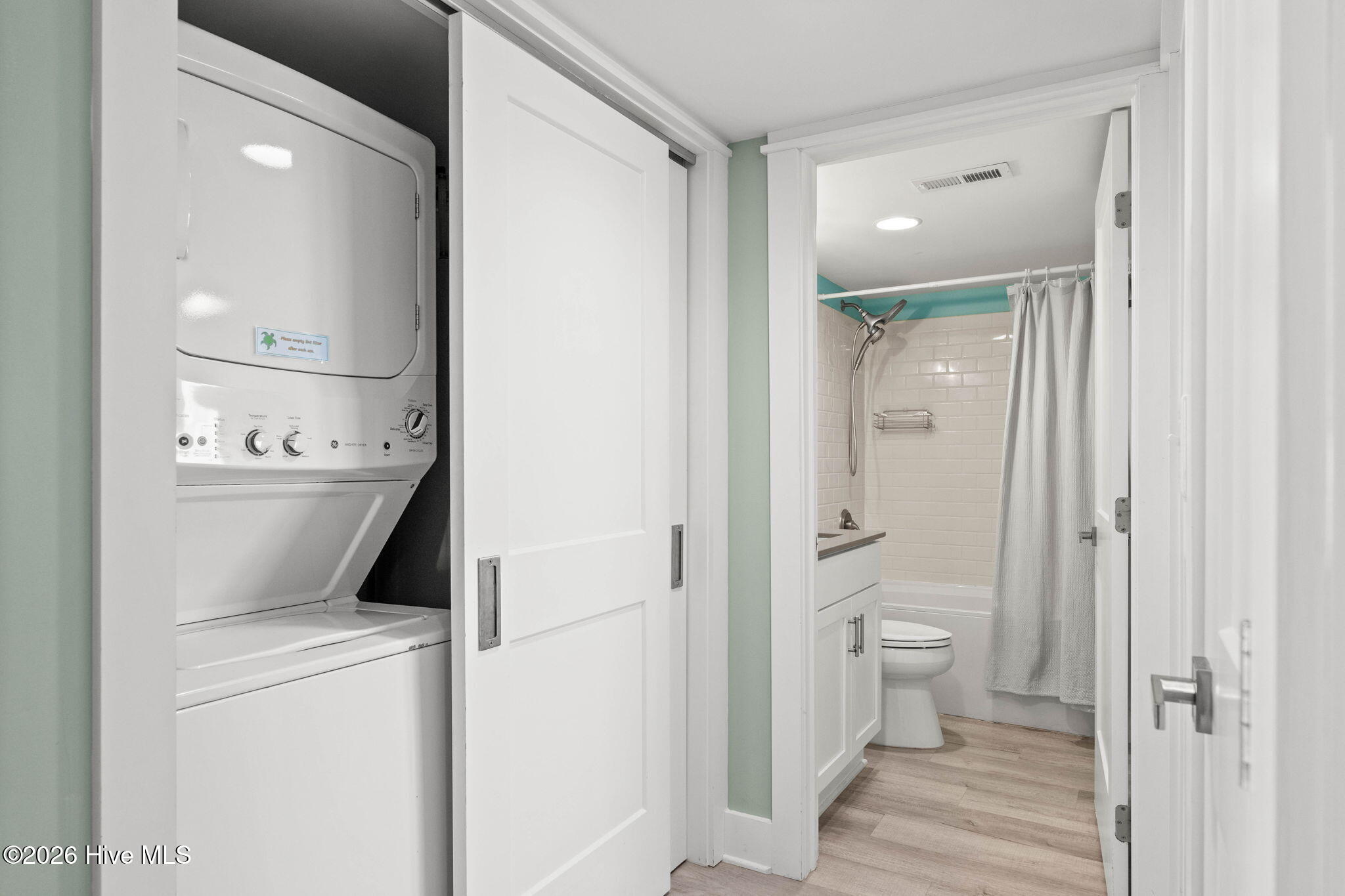 100565689 | Photo 19