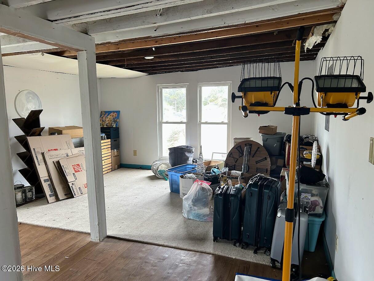 100554949 | Photo 24