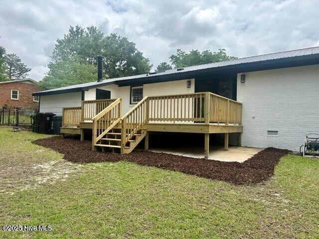 611 E L Ives Drive