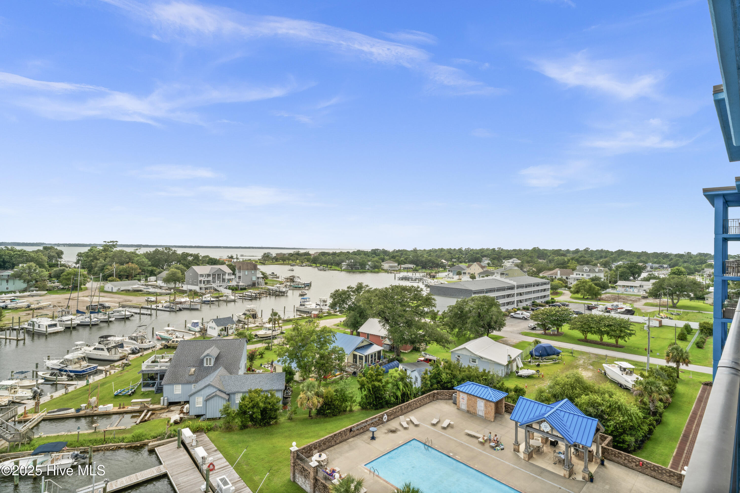 4425 Arendell Street 609,Morehead City
