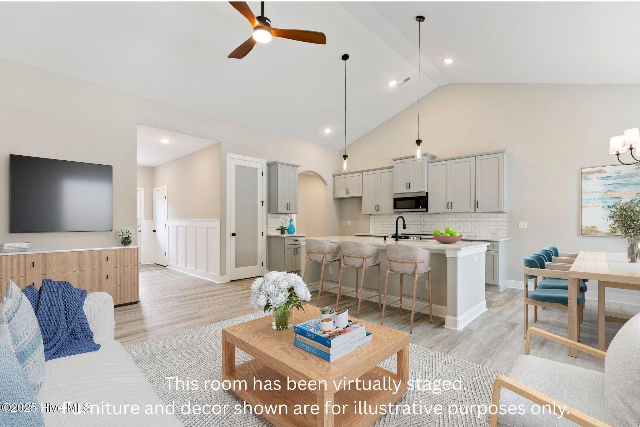 100524111 | Photo 17