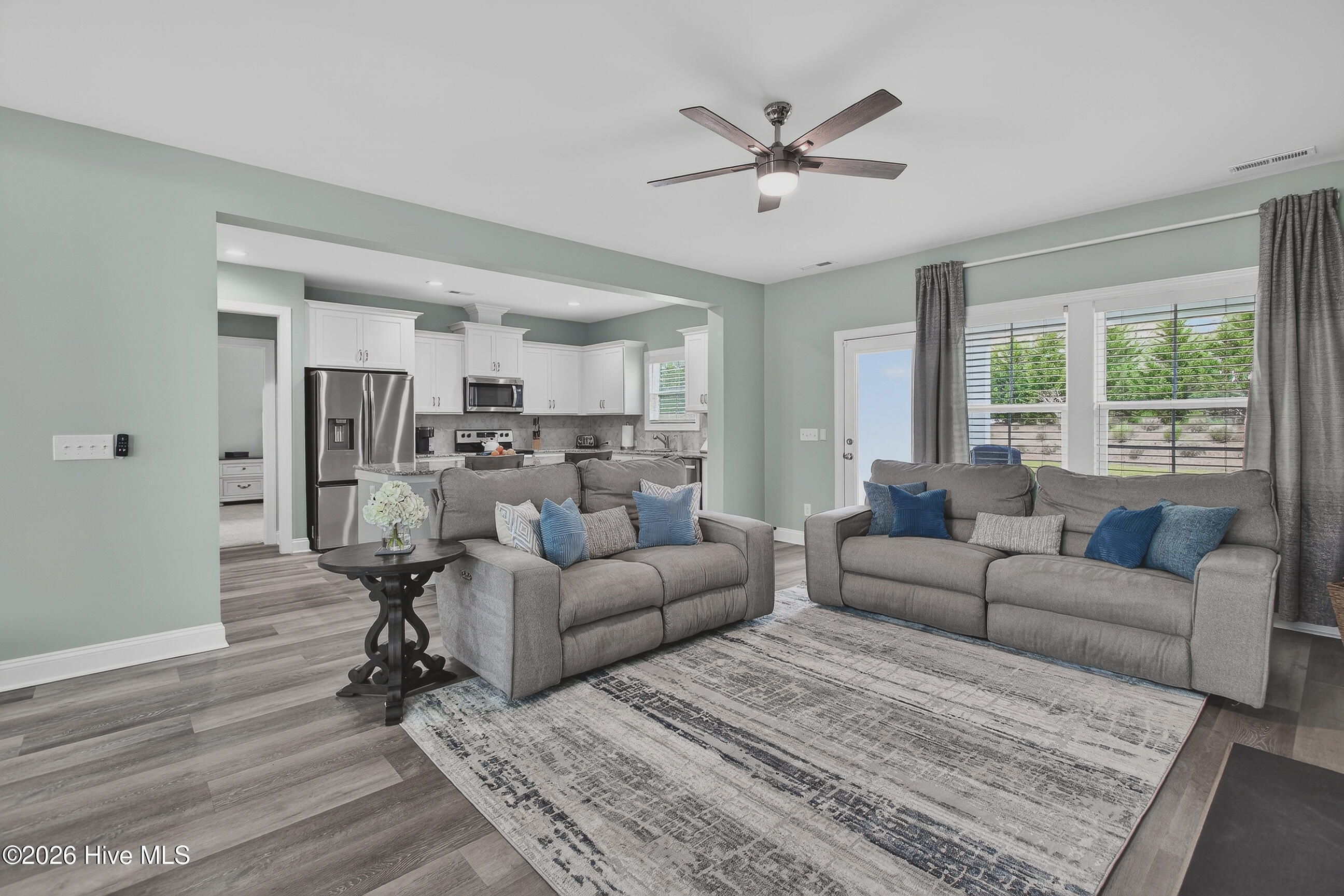 100563505 | Photo 10