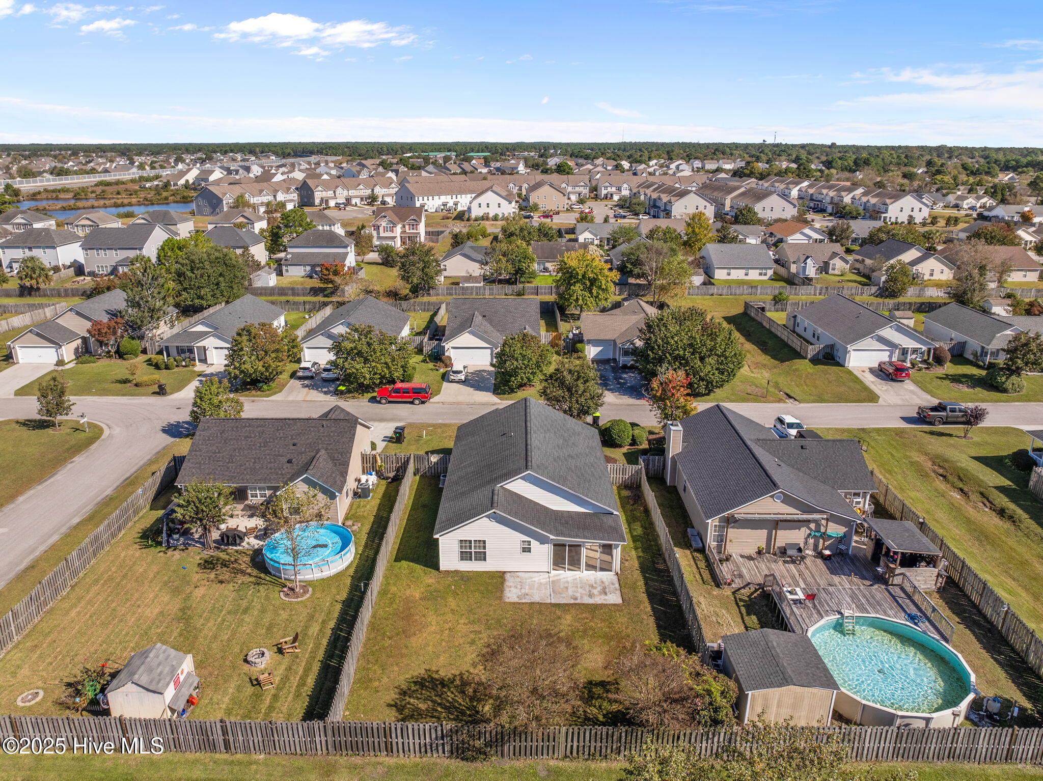 100537991 | Photo 14