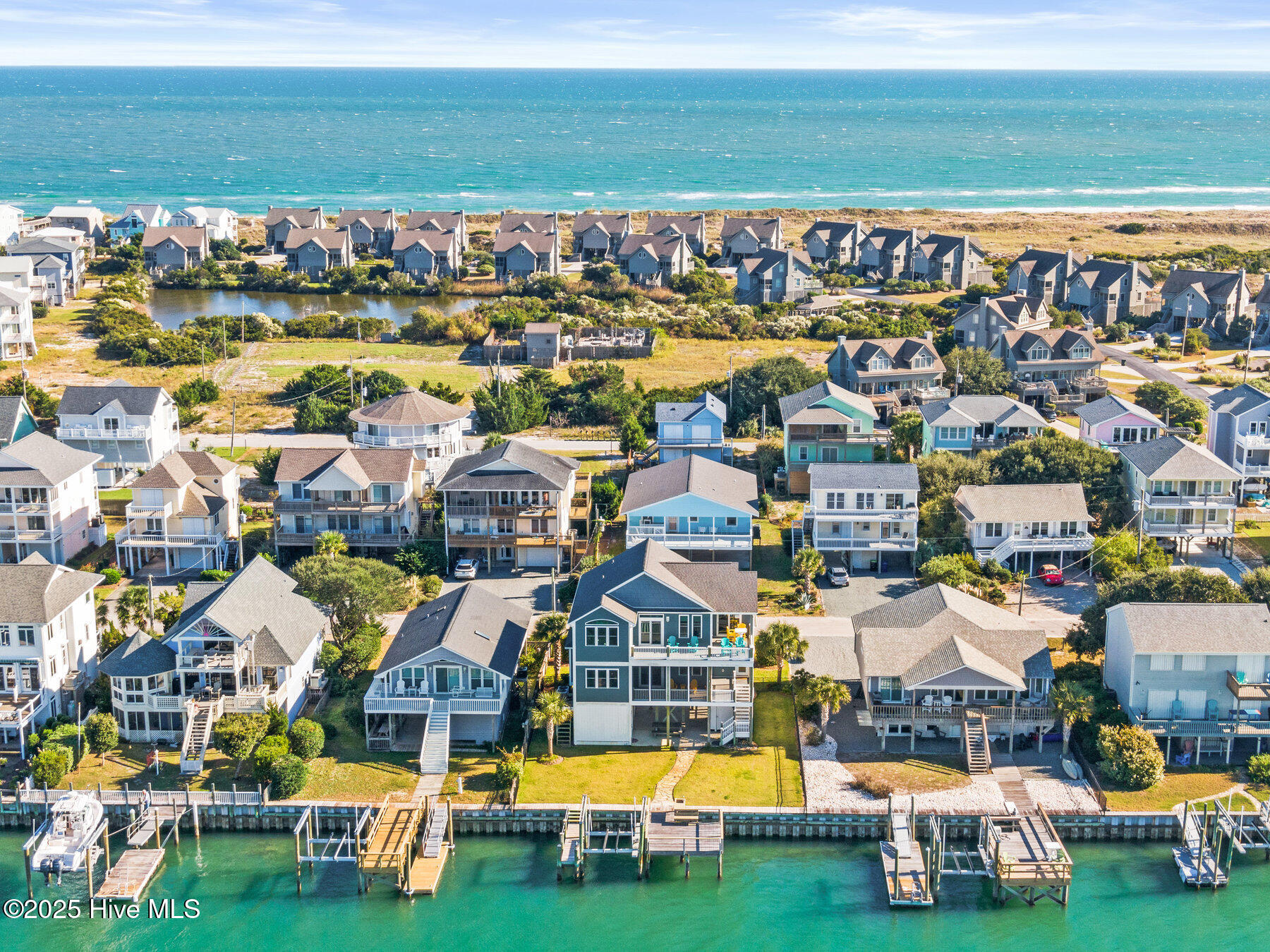 100538043 | Photo 58