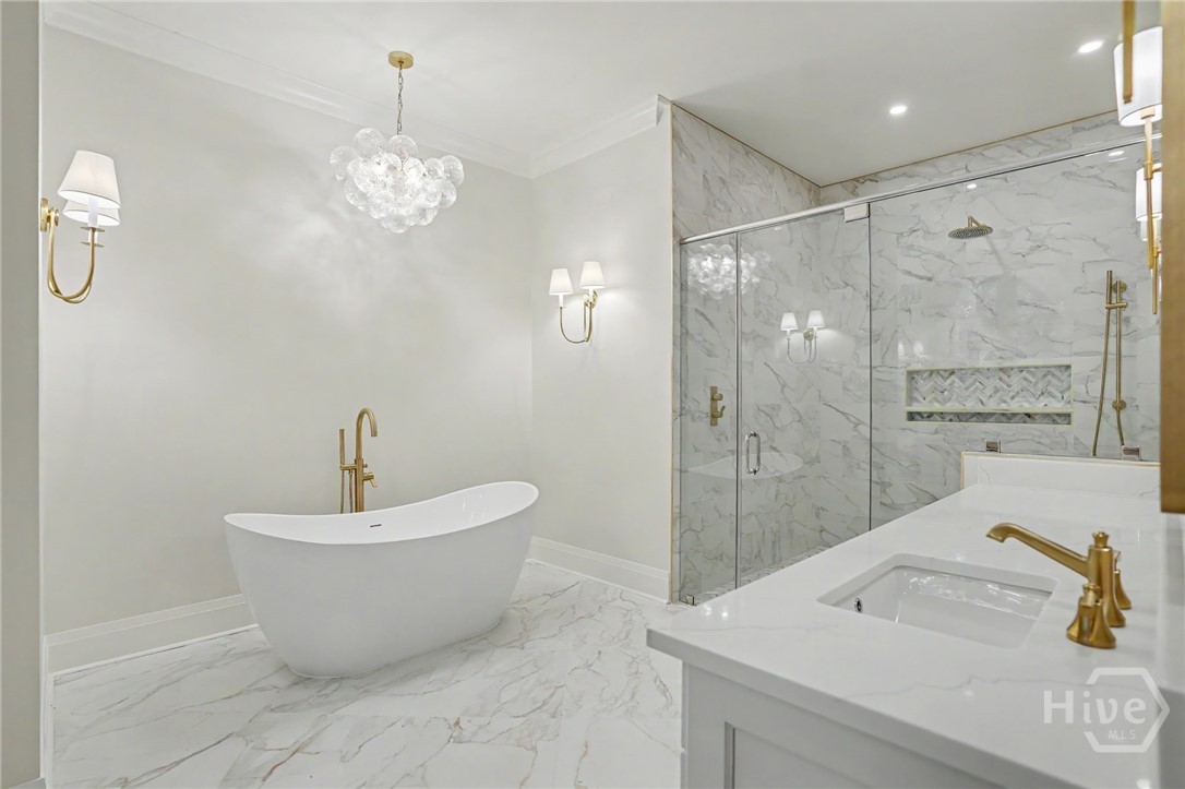 Primary En Suite Bath