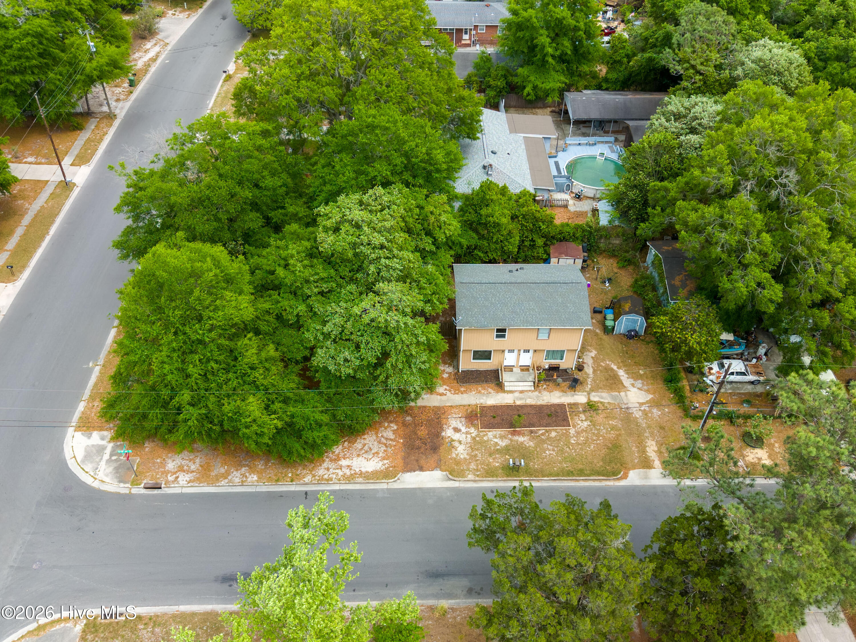 100568677 | Photo 22