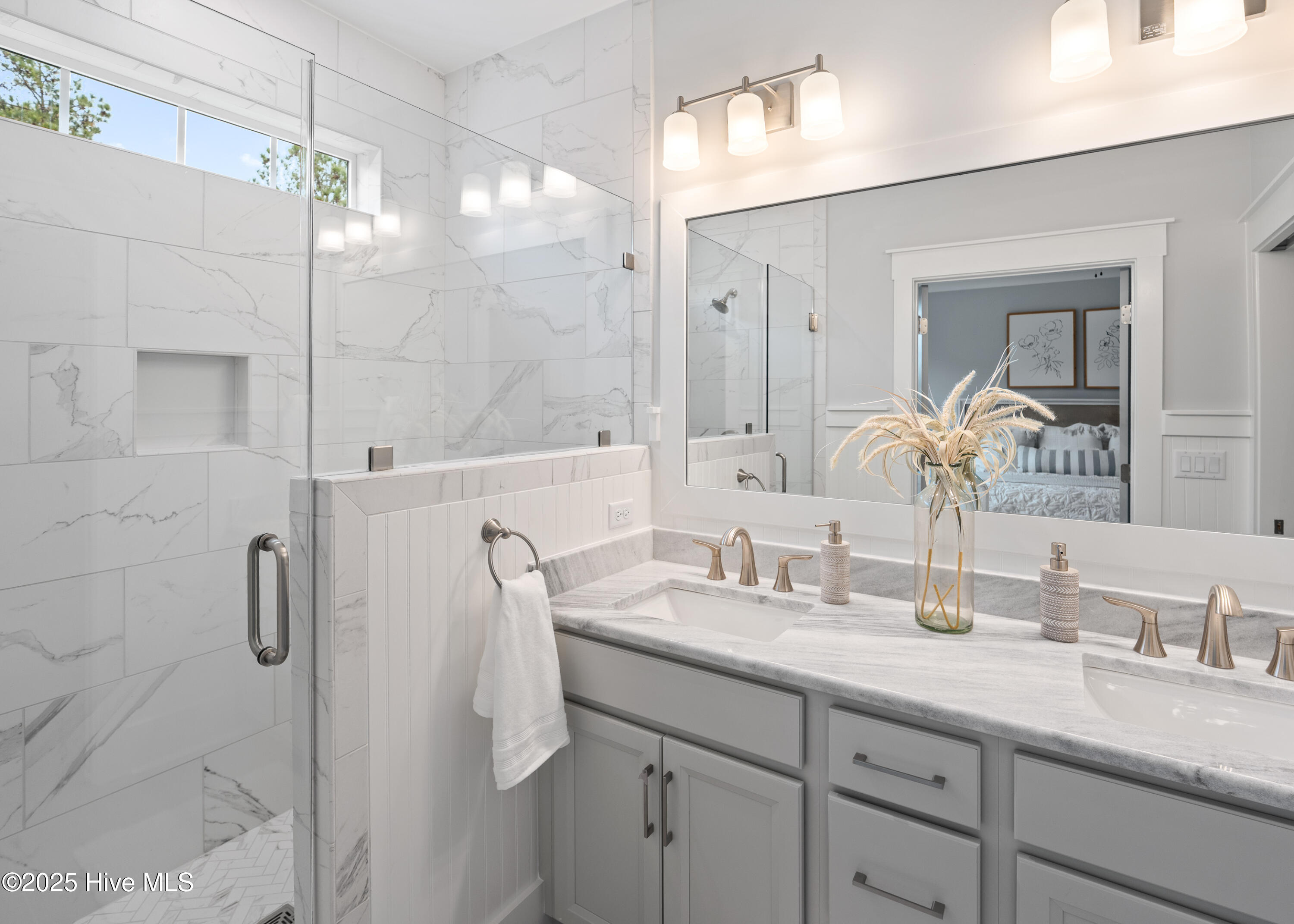 100524919 | Photo 31