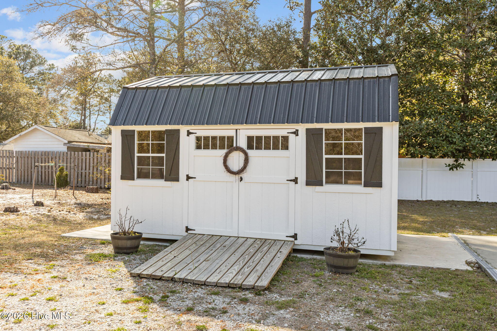 100564884 | Photo 32