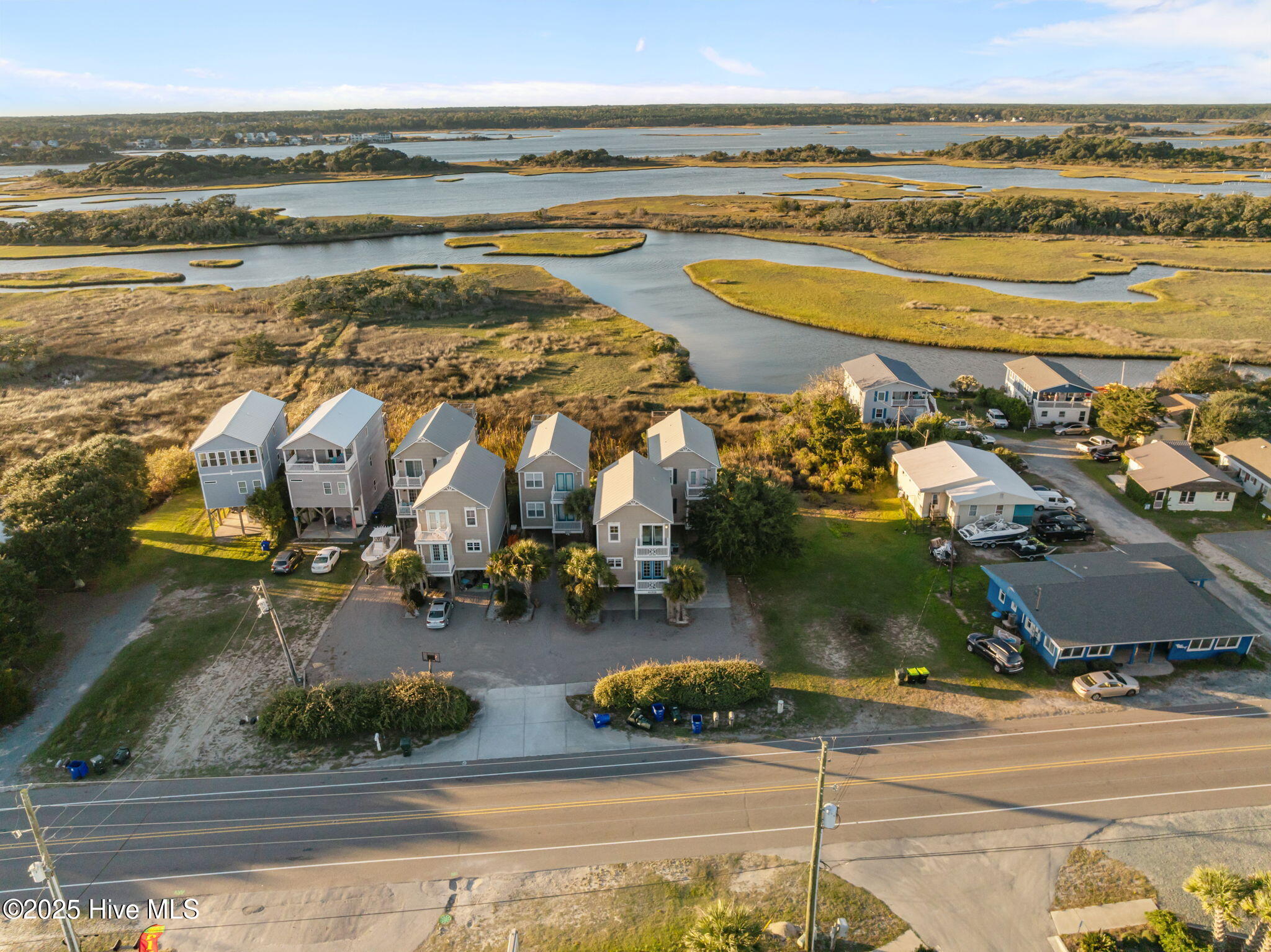 100537897 | Photo 46