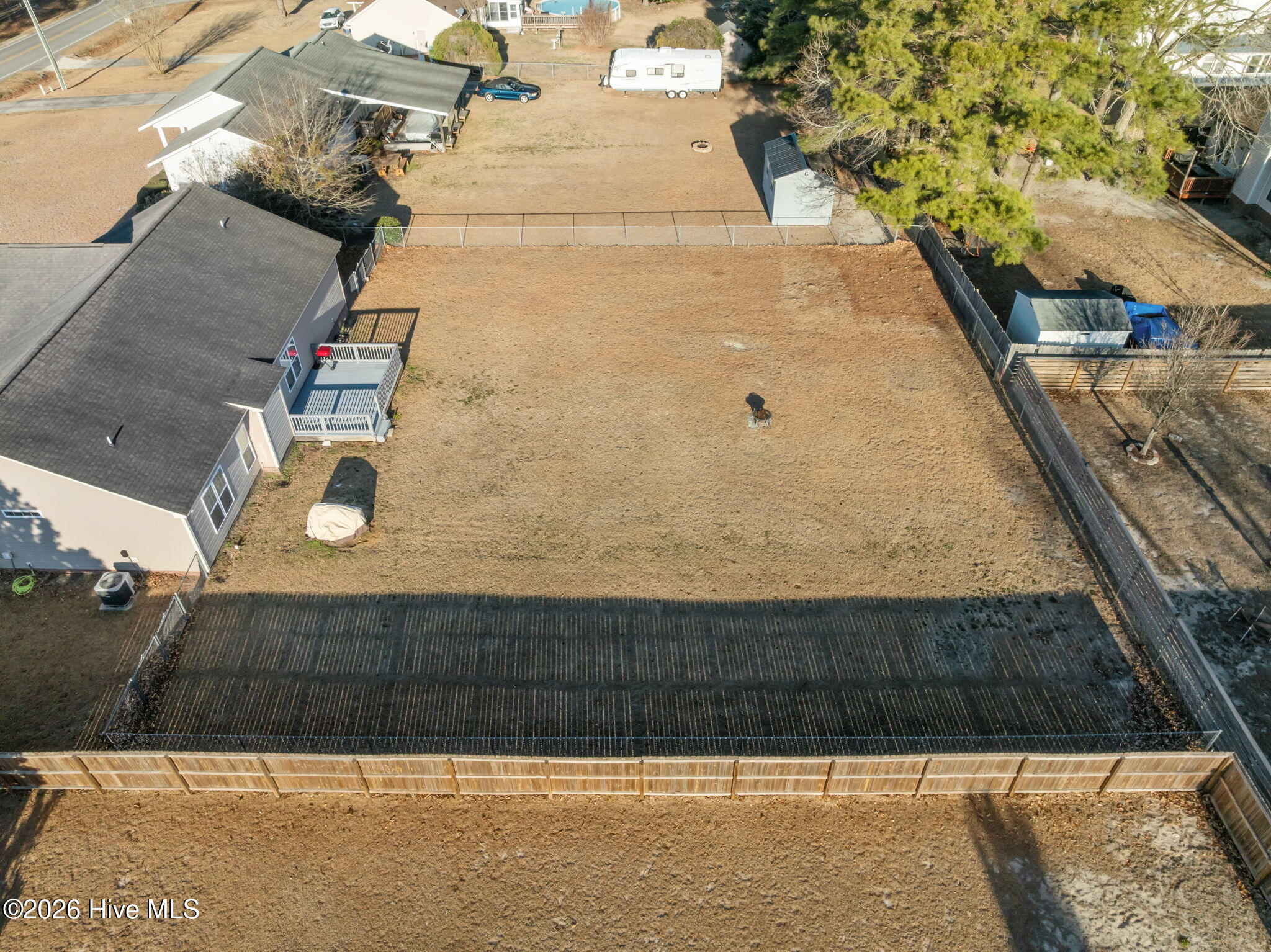 100549780 | Photo 48